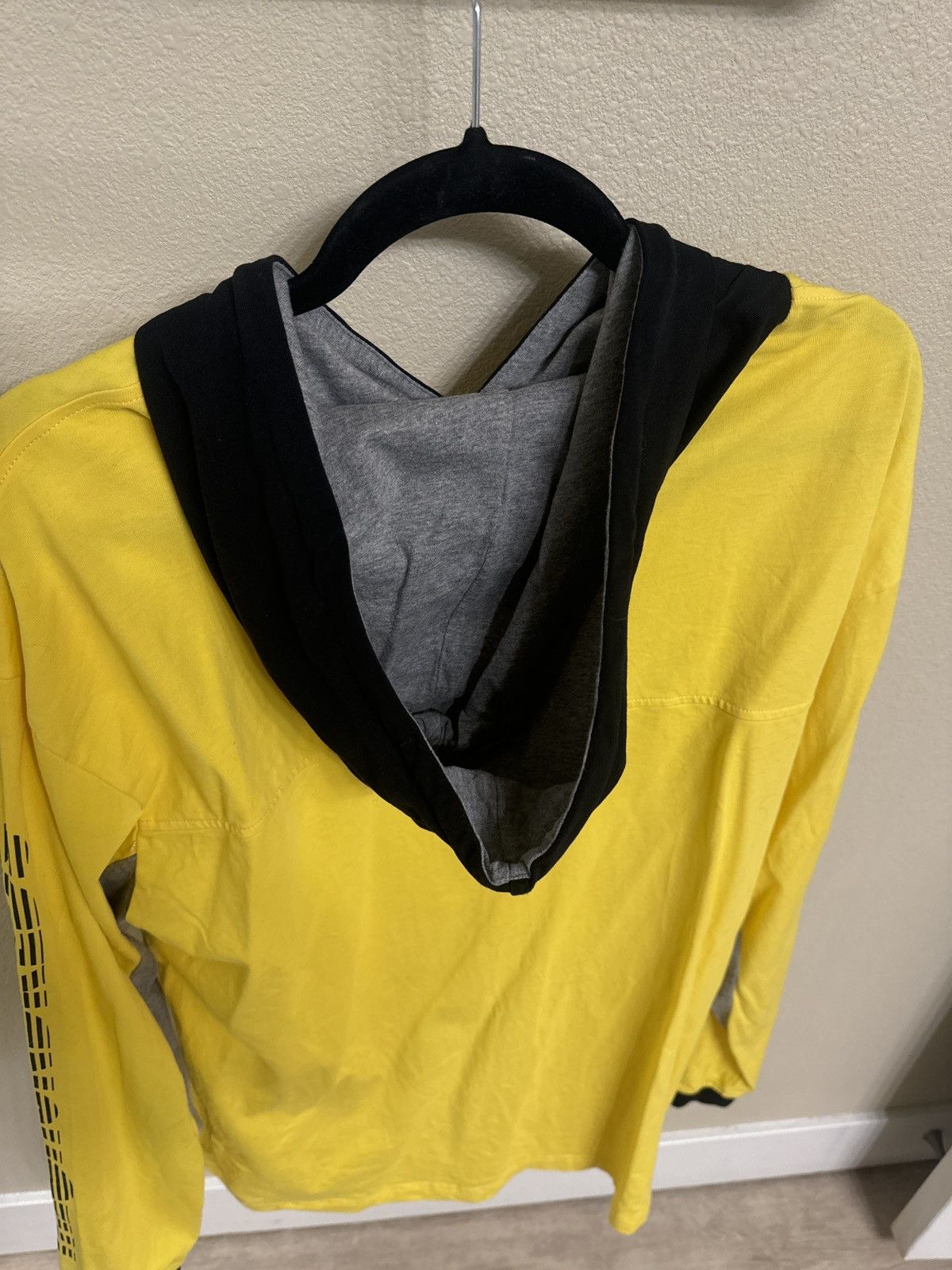 The Hundreds The Hundreds Fight Back Yellow Hooded Longsleeve Size US XL / EU 56 / 4 - 3 Thumbnail