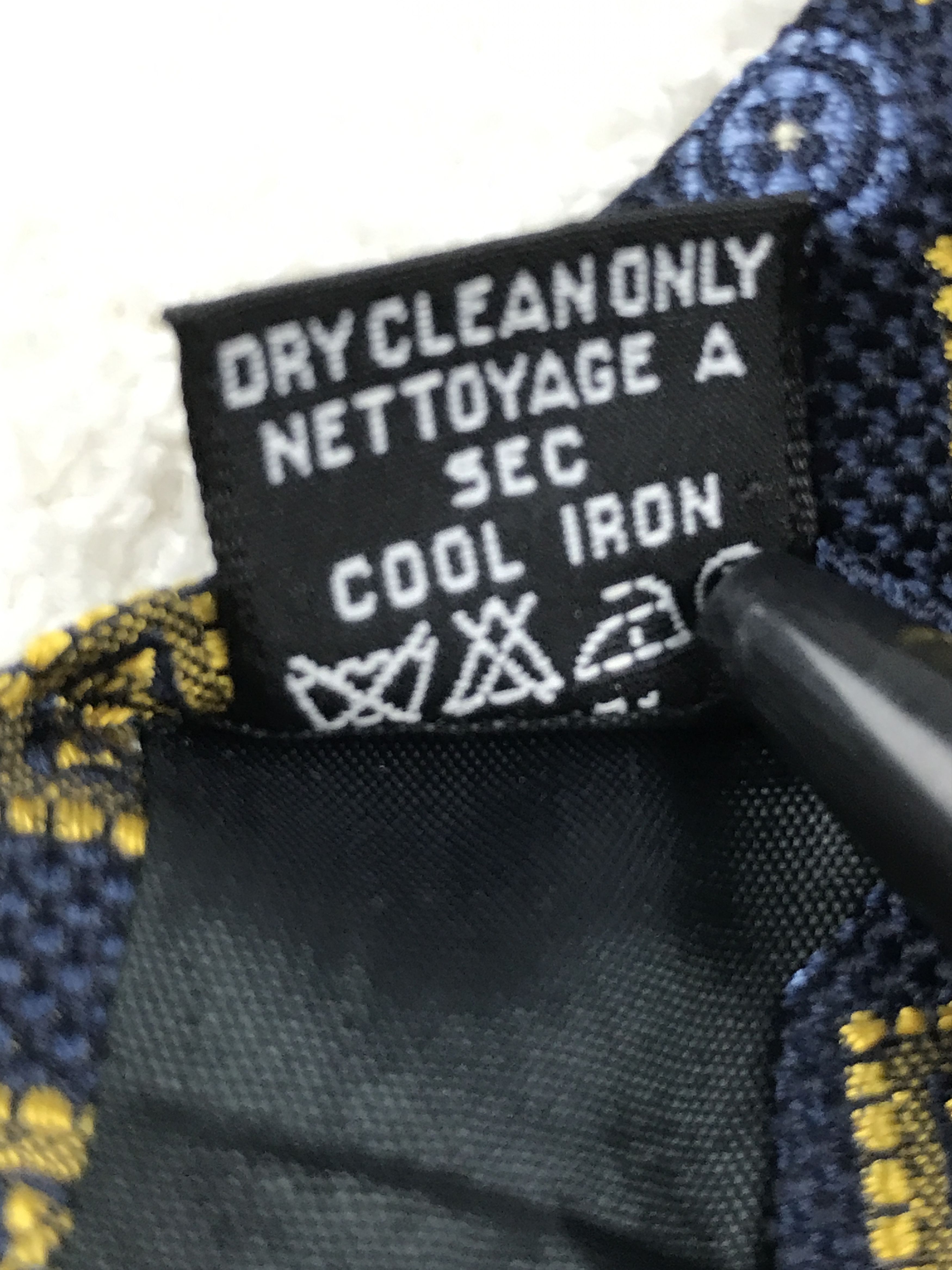 Trussardi × Vintage Vintage Trussardi Silk Necktie Size ONE SIZE - 7 Thumbnail