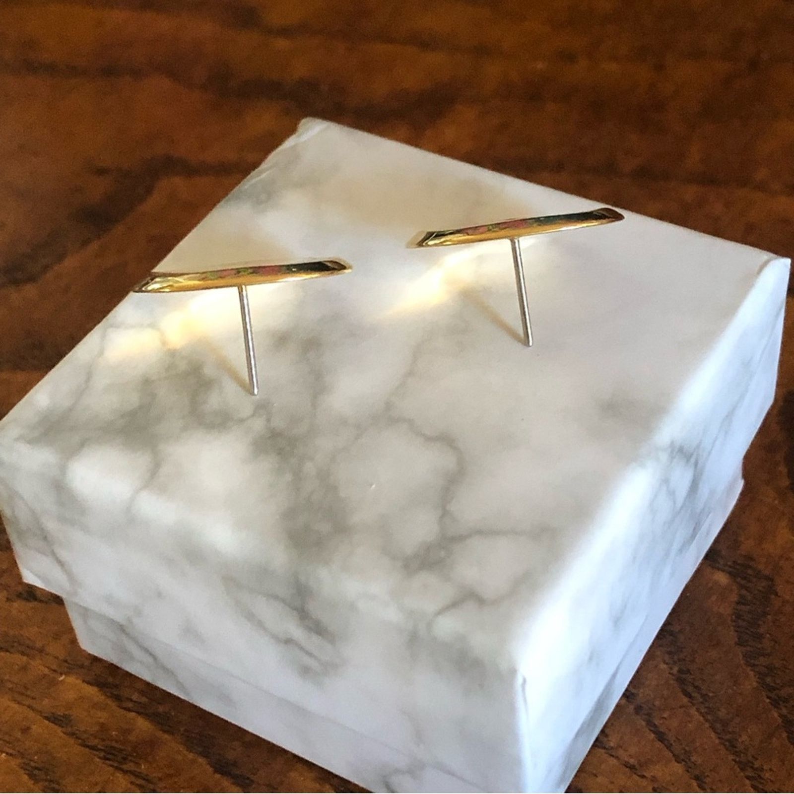 Vintage Vintage cream enamel gold plated square earrings Size ONE SIZE - 3 Thumbnail