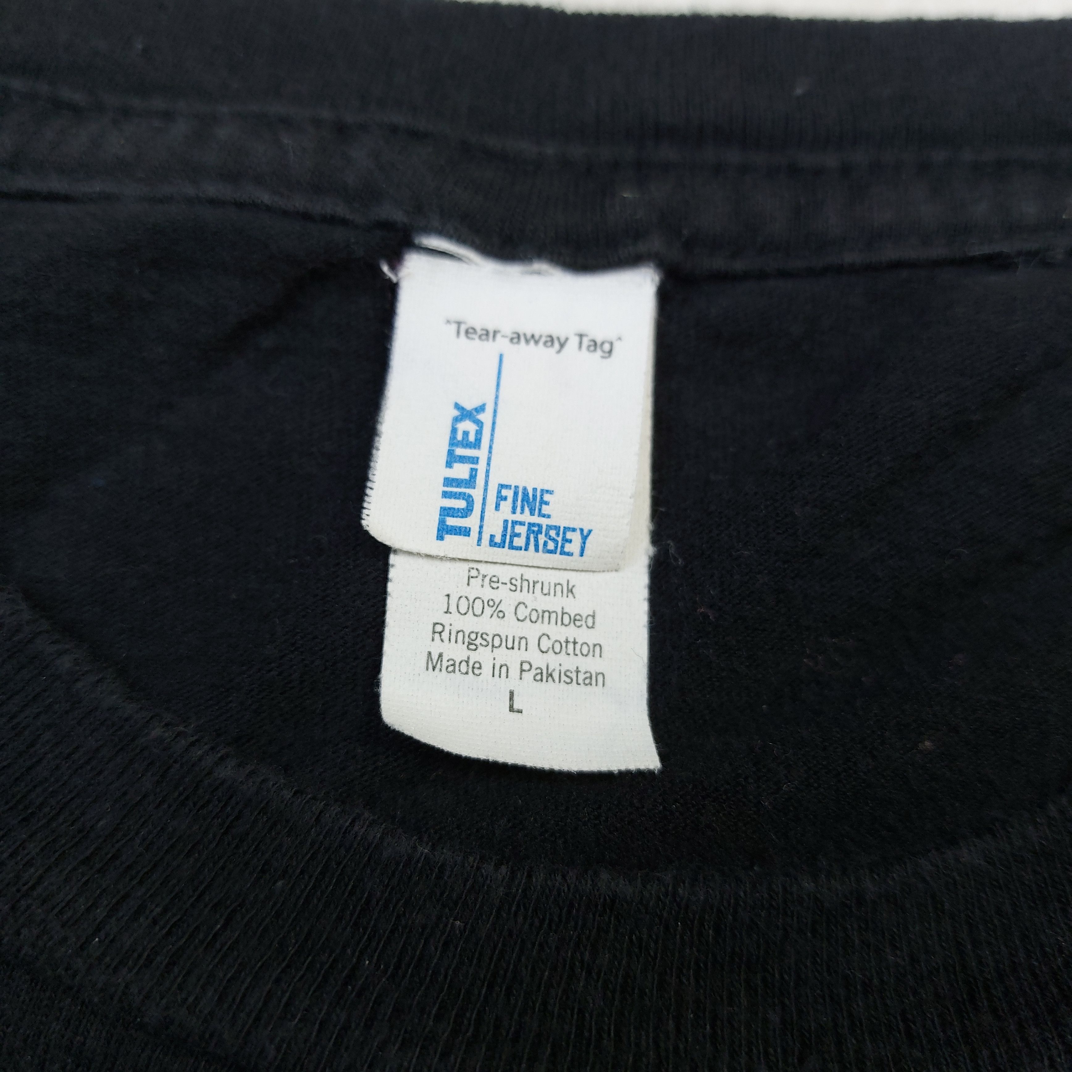 Band Tees Very Rare Vintage Y2K Four Letter Lie Band MySpace Era TEE Size US L / EU 52-54 / 3 - 11 Thumbnail