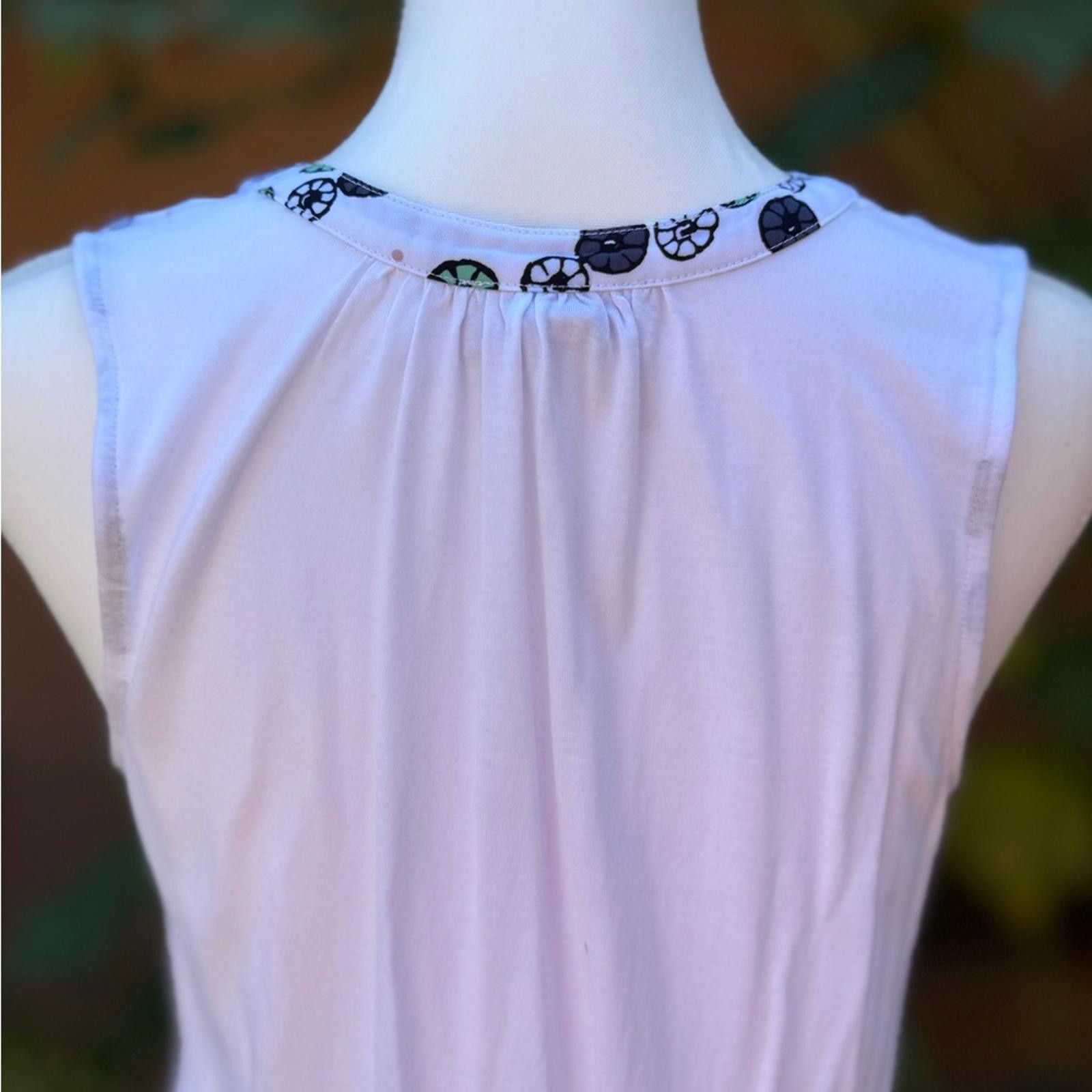 Loft Size SP LOFT White Tank Top with Green Black Floral Pattern Size S / US 4 / IT 40 - 2 Thumbnail