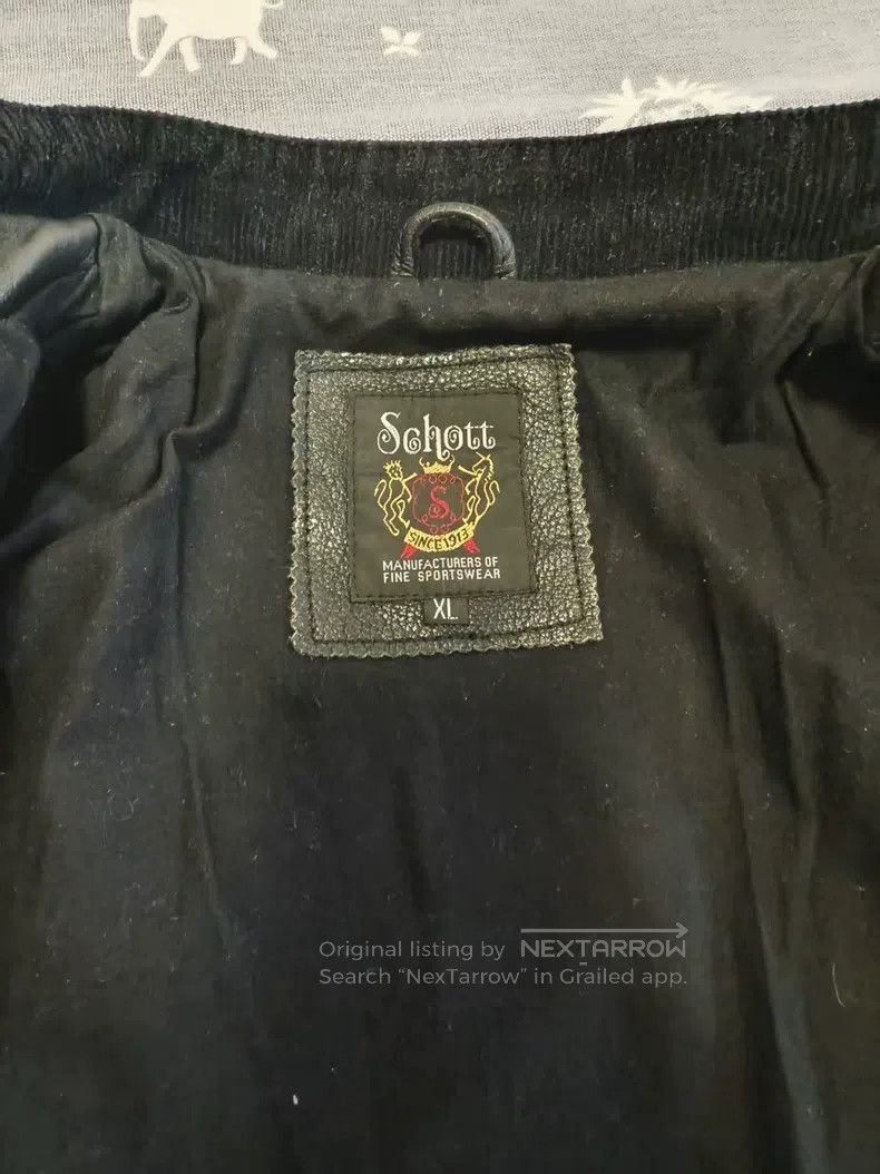 Schott Men's motorcycle leather jacket Size US XL / EU 56 / 4 - 5 Thumbnail