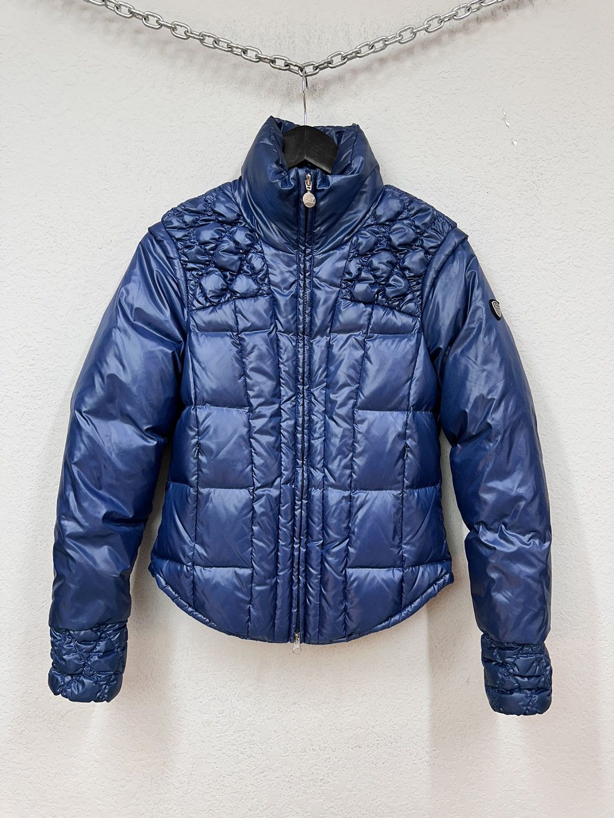 Armani Avant Garde EA7 Emporio Armani down Jacket XS Woman Vintage Size S / US 4 / IT 40 - 2 Thumbnail