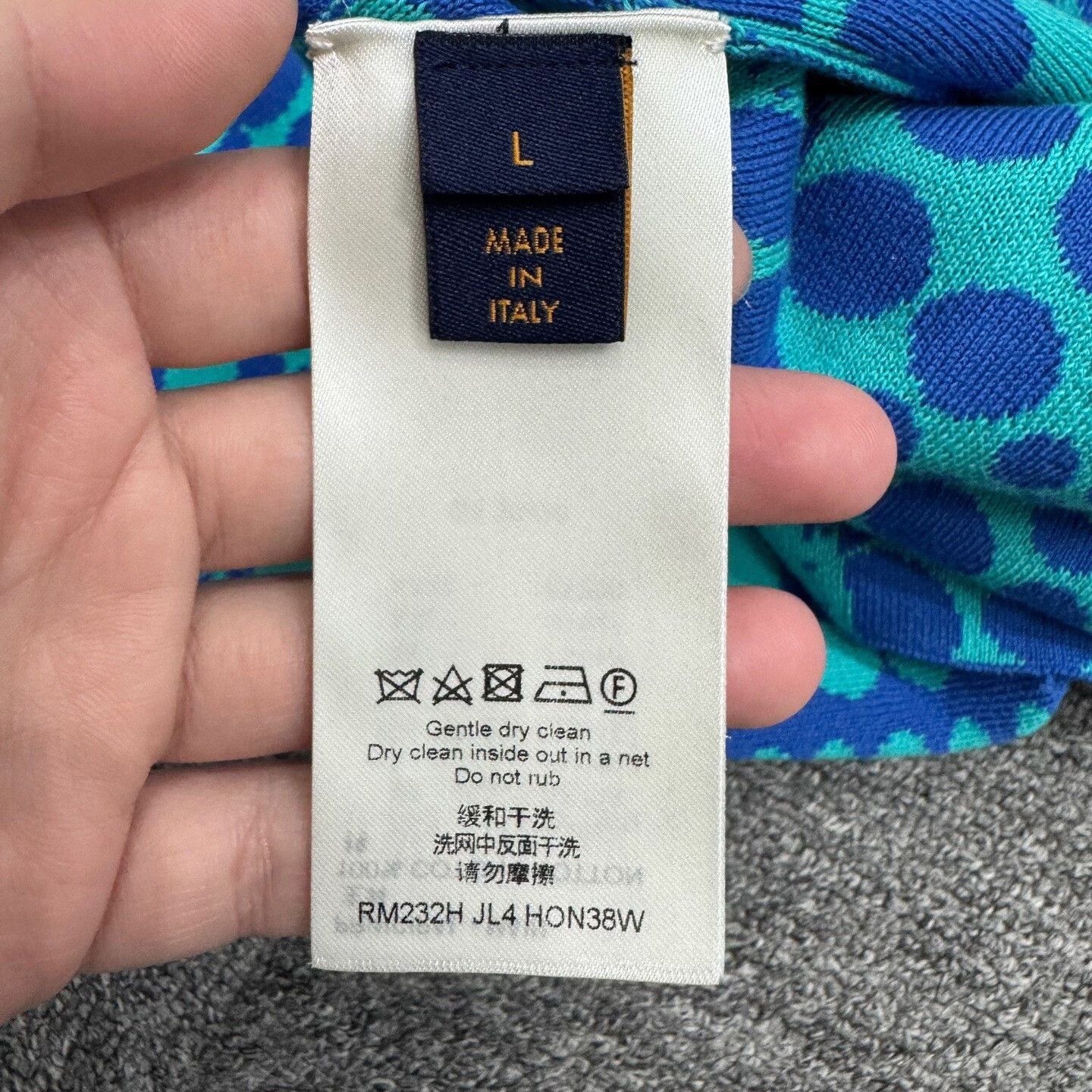 Louis Vuitton louis vuitton blue dot knit short sleeve. Size US L / EU 52-54 / 3 - 4 Thumbnail