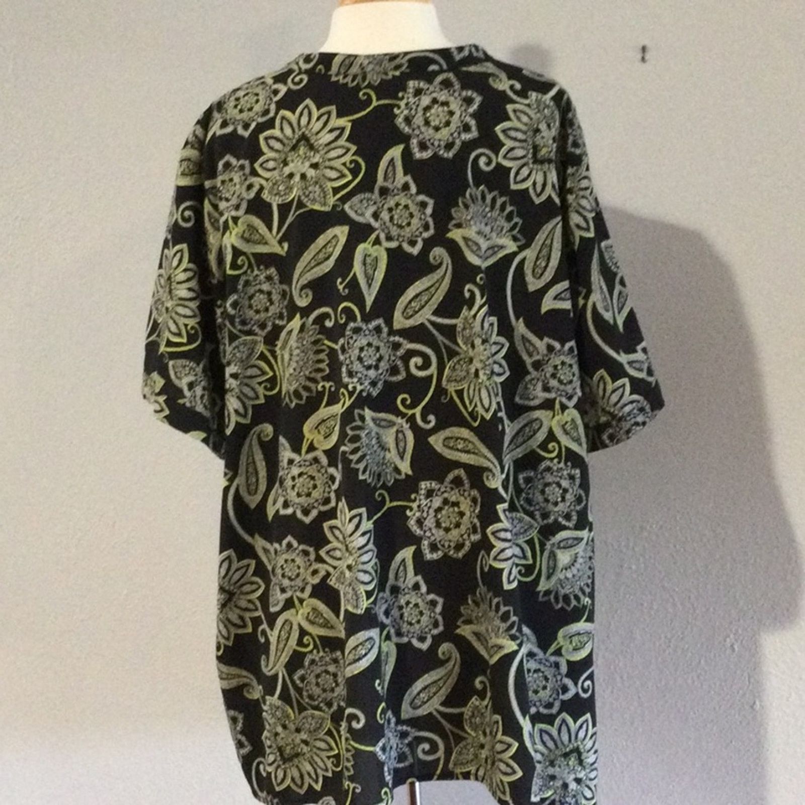 Other Catherines Blk/Green Paisley Button Front Top 3X 26/28W Size 3XL / US 20-22 - 7 Thumbnail