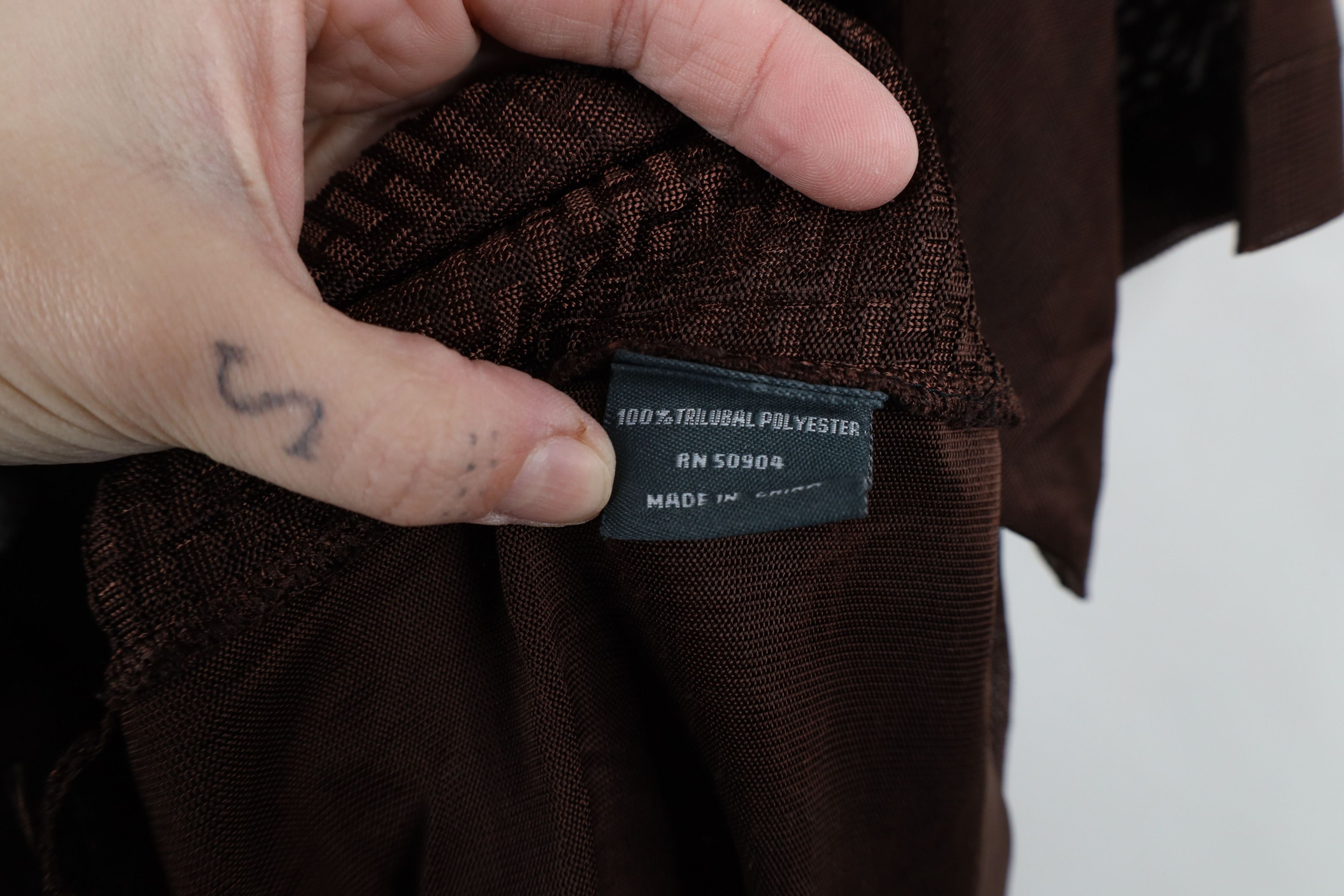Vintage Vintage 90s Coogi Style Geometric Collared Polo Shirt Brown Size US XXL / EU 58 / 5 - 9 Thumbnail