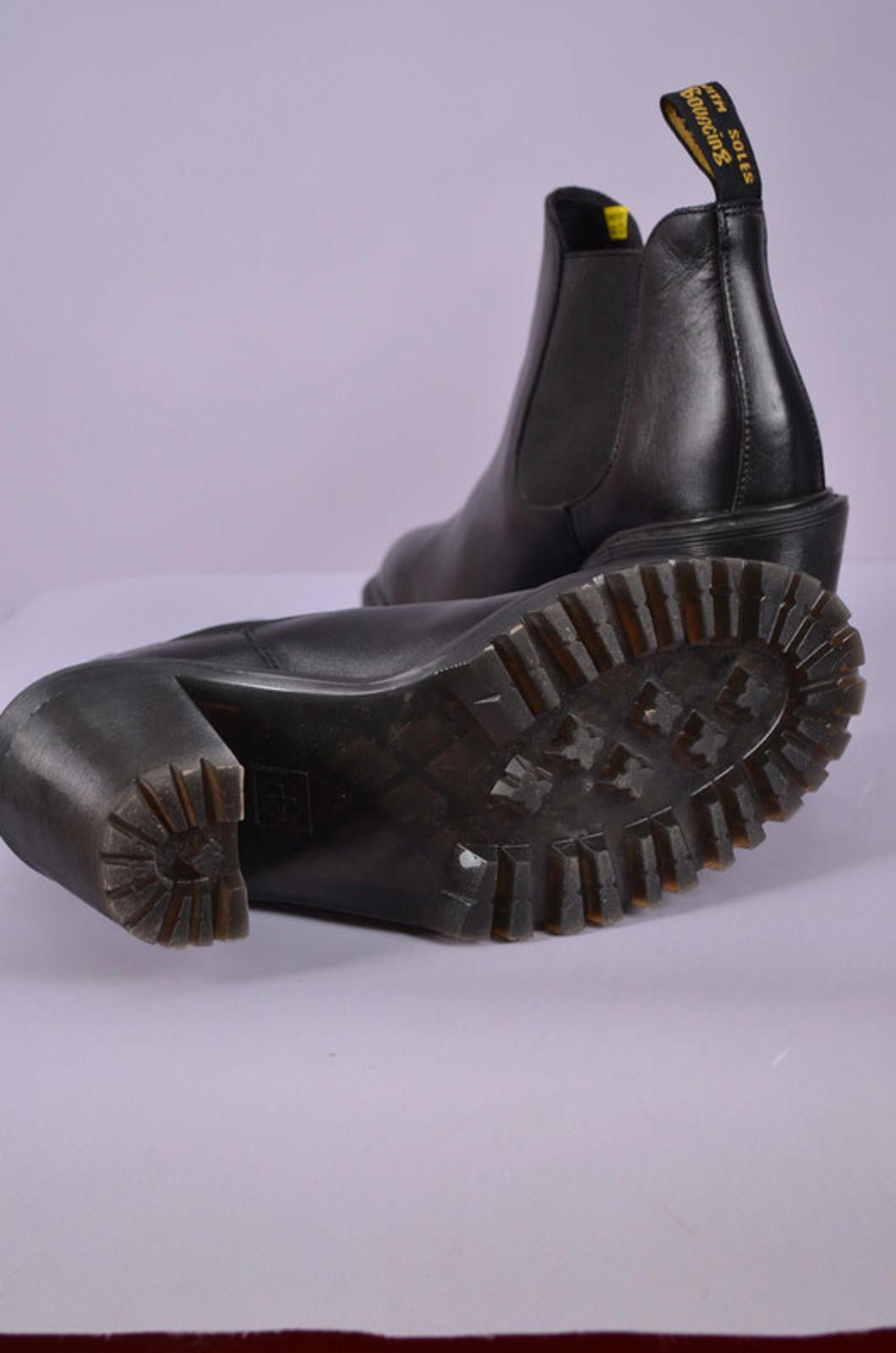Dr. Martens Dr Martens Hurston Leather Heeled Chelsea Ankle Boots Sz 37 Size US 6 / IT 36 - 9 Thumbnail