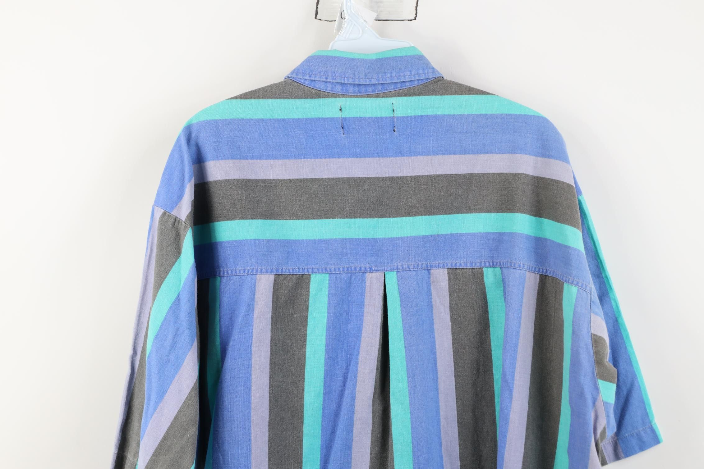 Vintage Vintage 90s Streetwear Collared Short Sleeve Button Shirt Size US XL / EU 56 / 4 - 12 Thumbnail