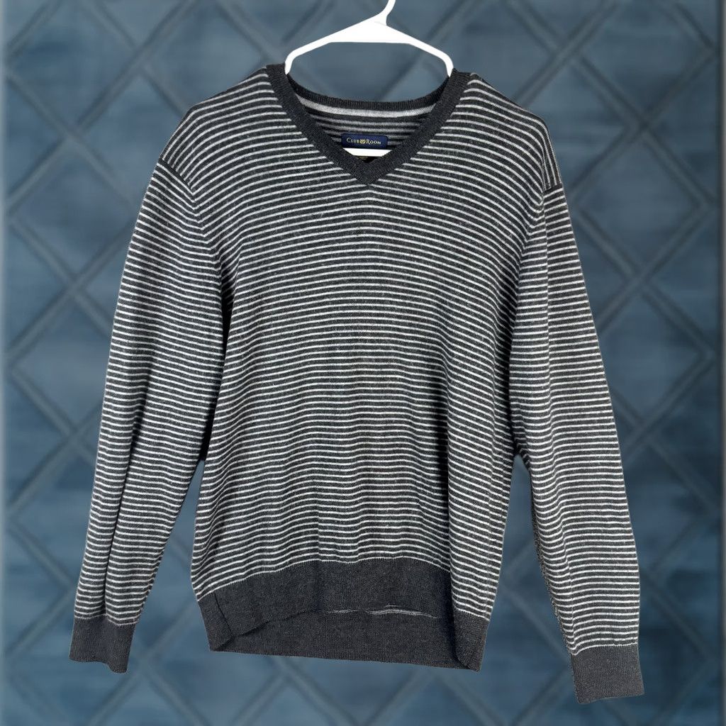 Club Room Club Room Sweater Mens Medium Gray Striped V Neck Merino Wool Acrylic Pullover Size US M / EU 48-50 / 2 - 1 Thumbnail