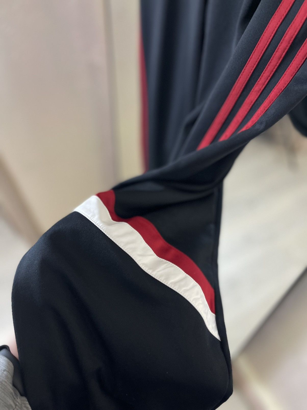 Adidas Adidas AC Milan 2014/15 Training Track Pants Rossoneri Size US 34 / EU 50 - 6 Thumbnail