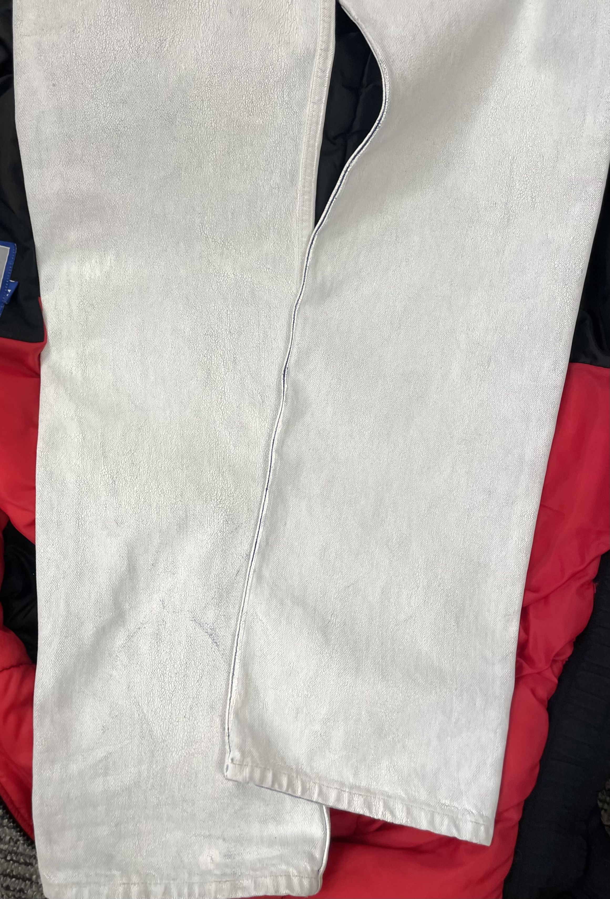 Maison Margiela Maison Margiela Bianchetto Hand Painted Denim Retail: $1090 Size US 32 / EU 48 - 15 Thumbnail