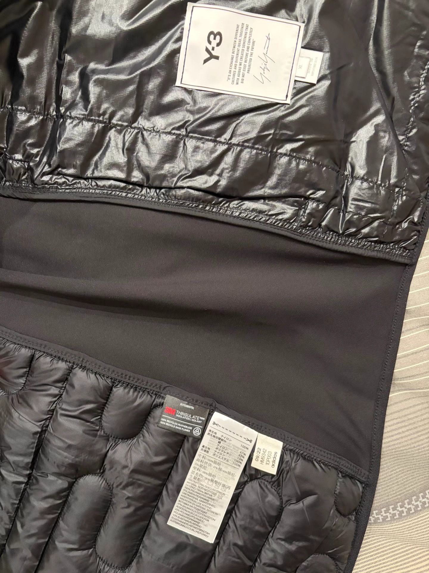Y-3 Y-3 Quilted Slim V-Neck Gilet K8 Size US XL / EU 56 / 4 - 5 Thumbnail