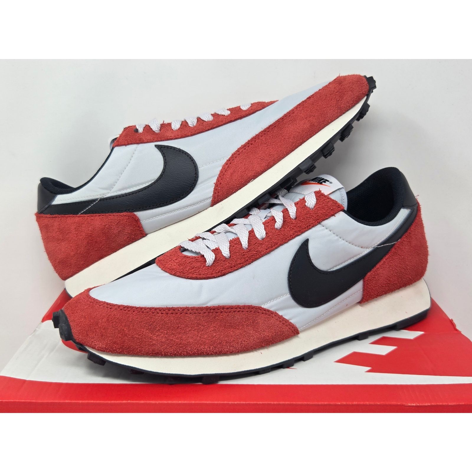 Nike Daybreak PLATINUM RED DB4635-001 Size 13 WORN