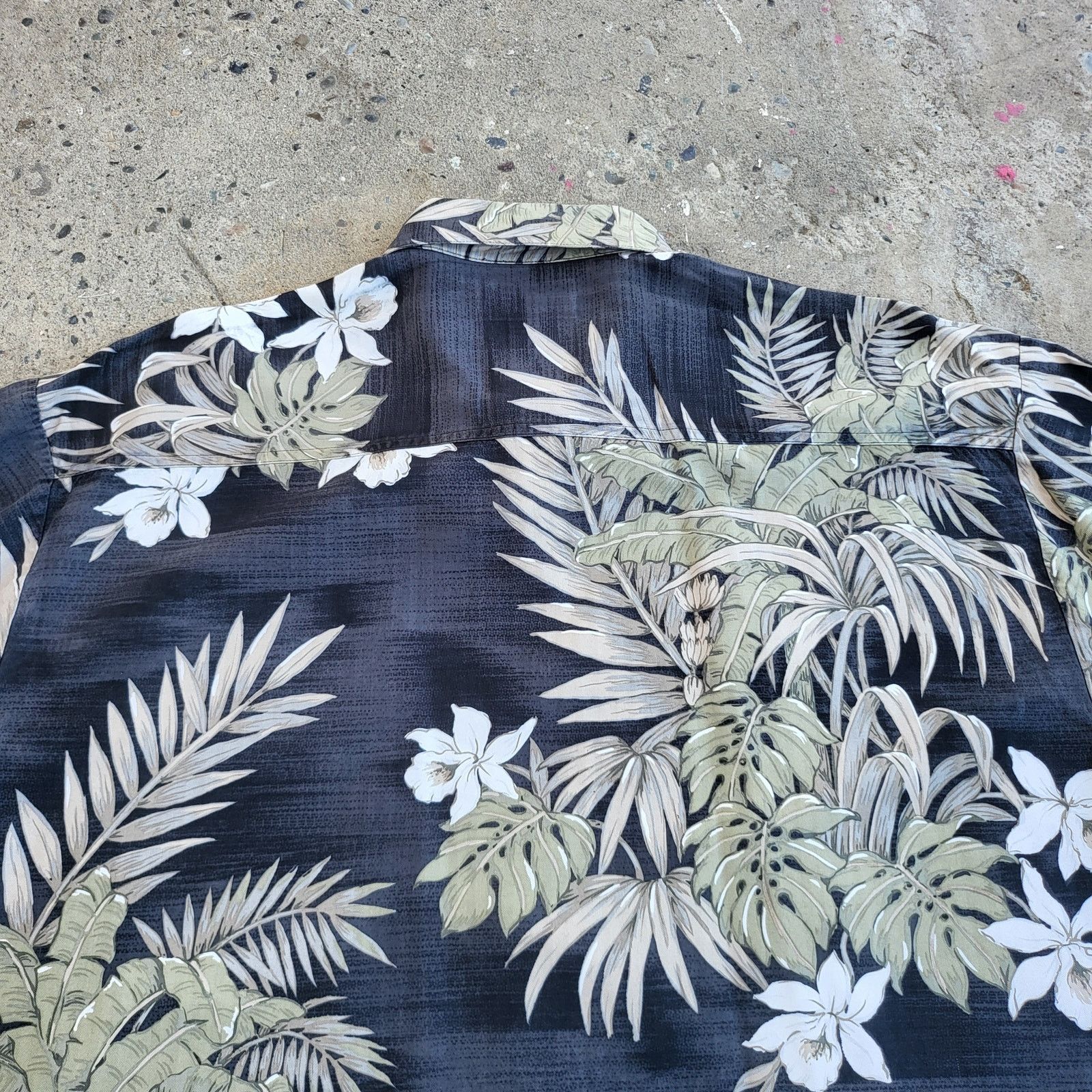 Other Vintage Kahala Silk Hawaiian Shirt Size XL Black Floral Size US XL / EU 56 / 4 - 6 Thumbnail