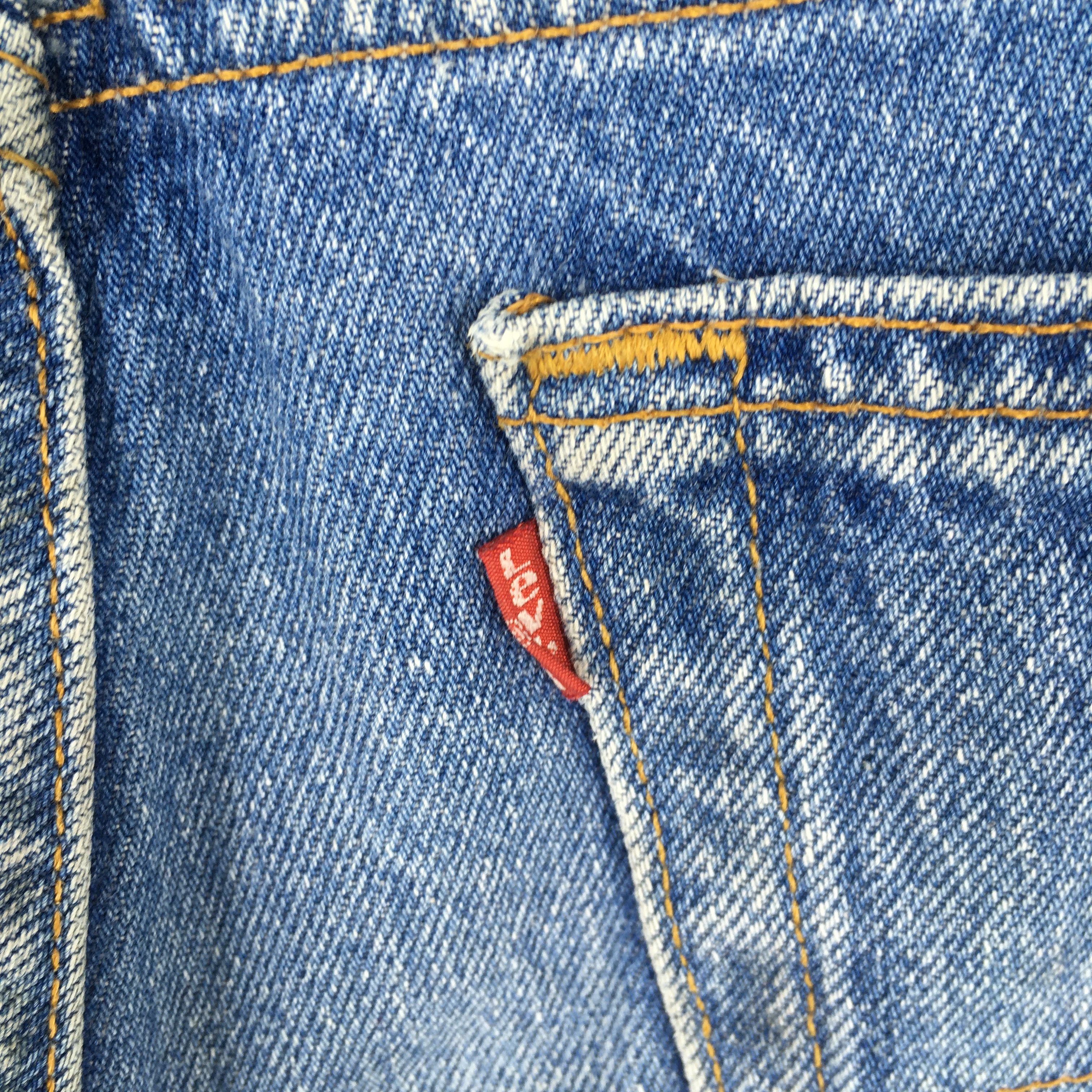 Levi's Size 30x31 Vintage Levi's 501 Faded Blue Jeans S1350 Size US 30 / EU 46 - 11 Thumbnail
