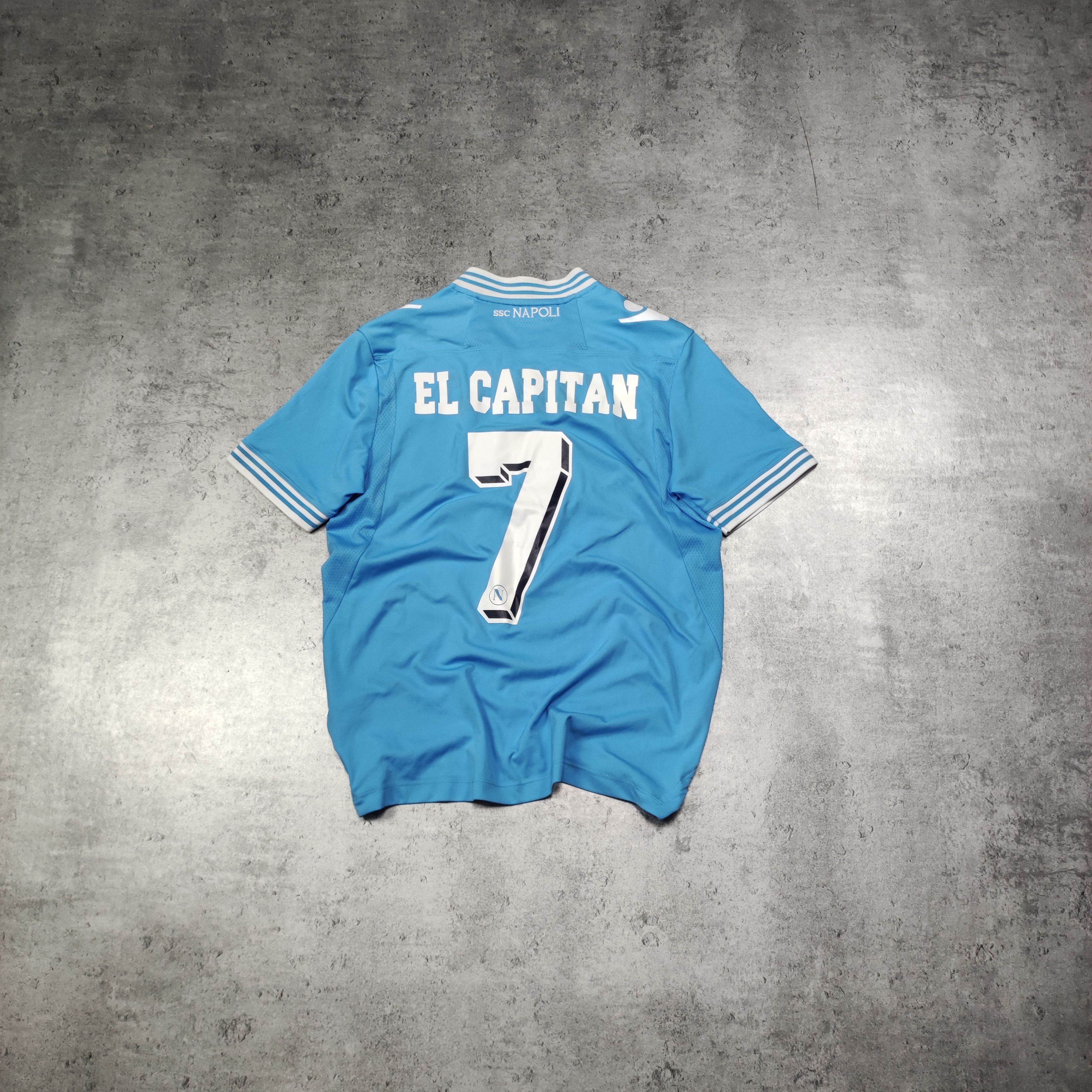 Vintage RARE Vintage 2011 Napoli FC Football #7 El Capitan Jersey Size US S / EU 44-46 / 1 - 10 Thumbnail