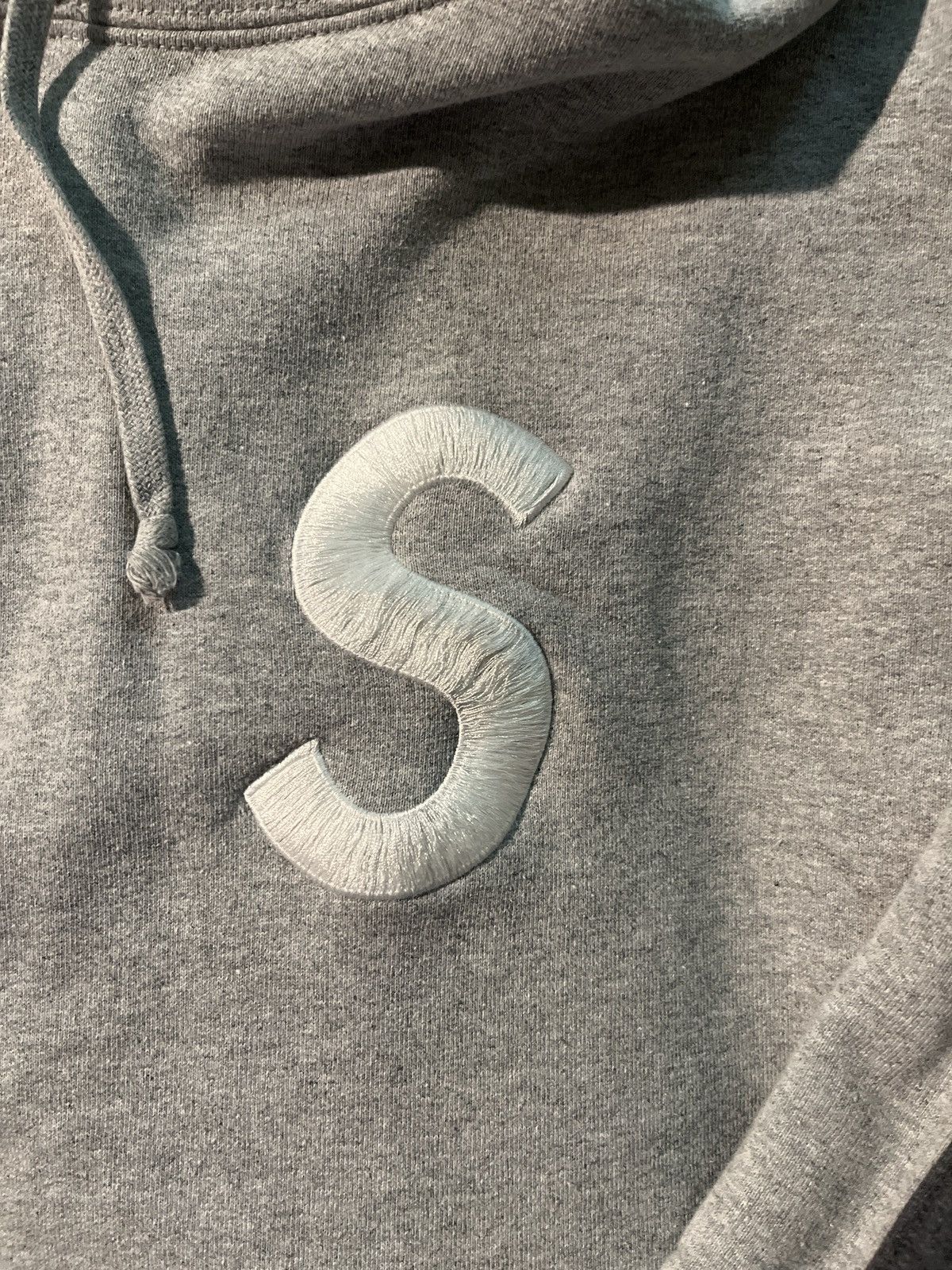 Supreme FW/20 supreme S Logo Colorblock Hoodie Size US XL / EU 56 / 4 - 3 Thumbnail