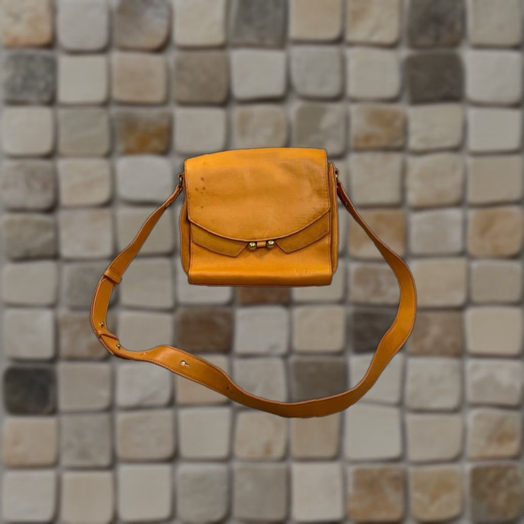 Vintage VINTAGE Nat & Nin Leather Crossbody Bag Womens Medium Brown Zipper Square Casual Size ONE SIZE - 1 Thumbnail