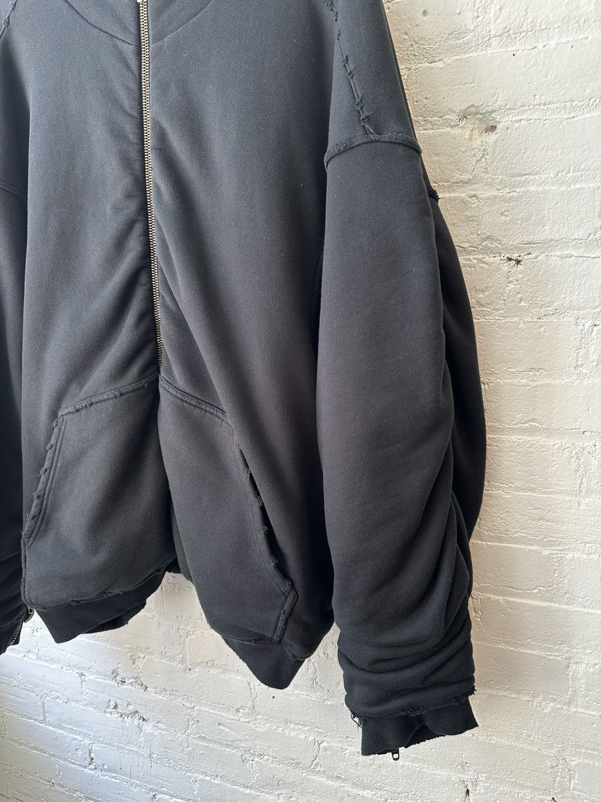 Balenciaga BALENCIAGA OVERSIZE BOMBER JACKET Size US L / EU 52-54 / 3 - 4 Thumbnail