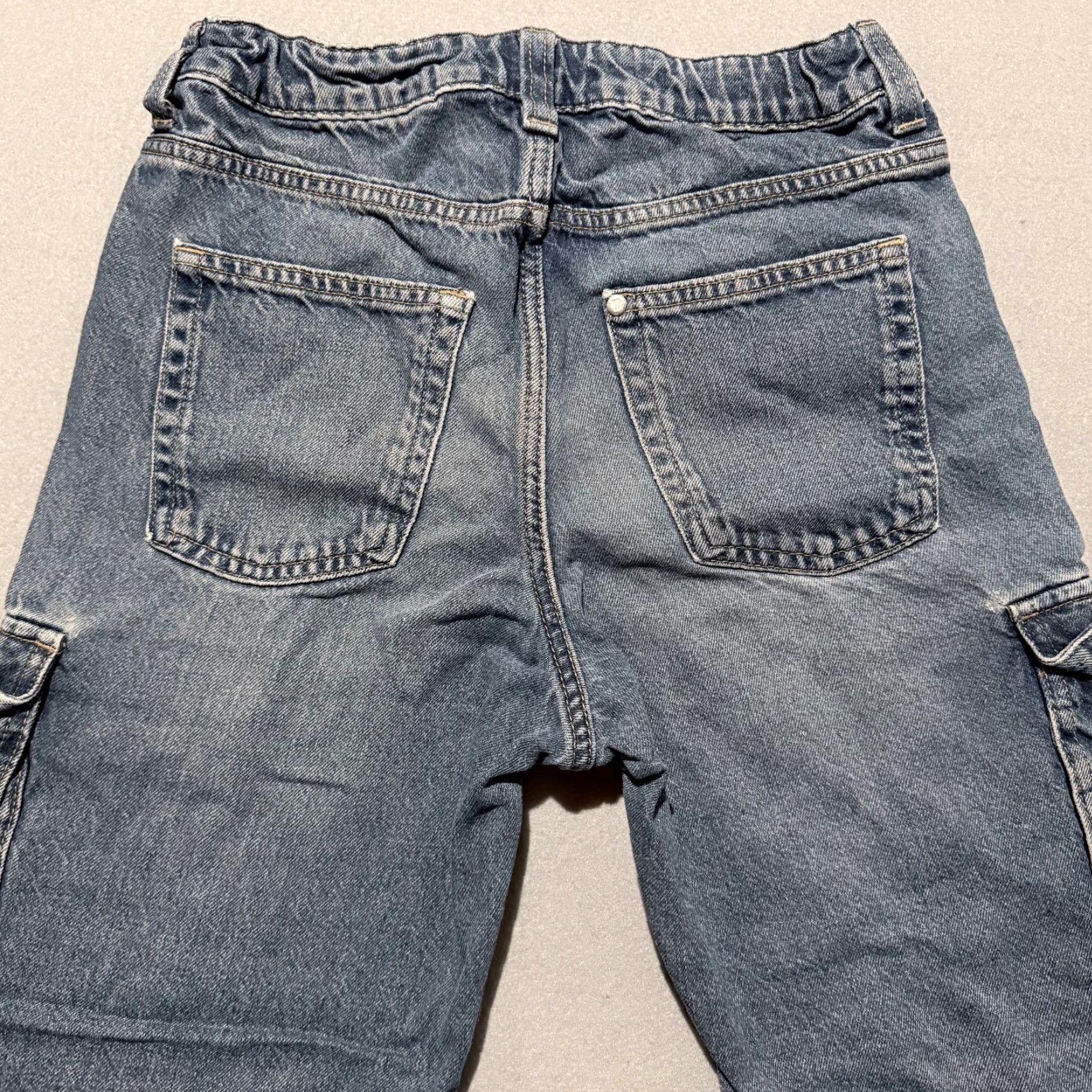 H&M H&M Cargo Jeans Women Blue Denim Mid Rise Straight Loose Fit Pockets 14 90s Cargo Jeans Womens Blue Denim Mid Rise Straight Loose Fit Pockets 14 Size 36" / US 14 / IT 50 - 4 Thumbnail