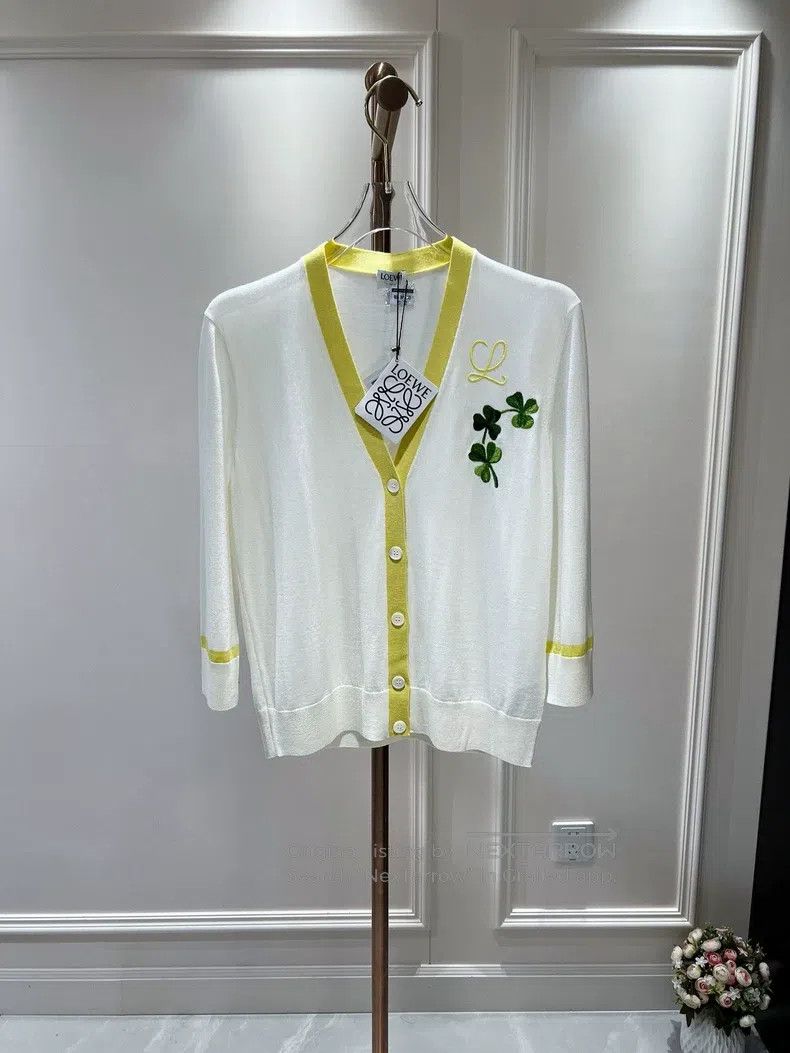 Loewe Loewe White embroidered thin cardigan Size XS / US 0-2 / IT 36-38 - 1 Thumbnail