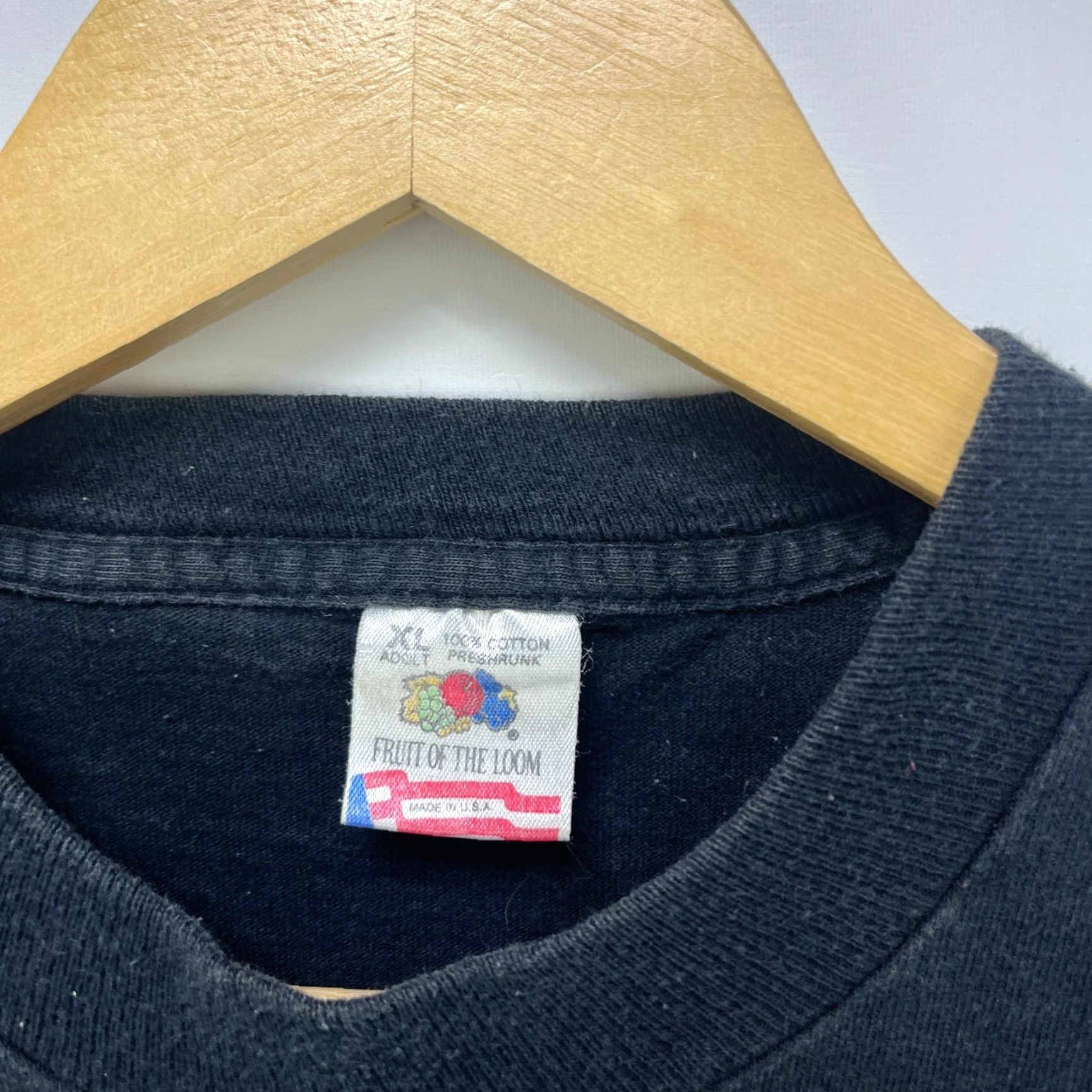 Disney VINTAGE Mickey Mouse Disney T-Shirt XL Black Men 90s Trippy Single Stitch Faded Size US XL / EU 56 / 4 - 4 Thumbnail