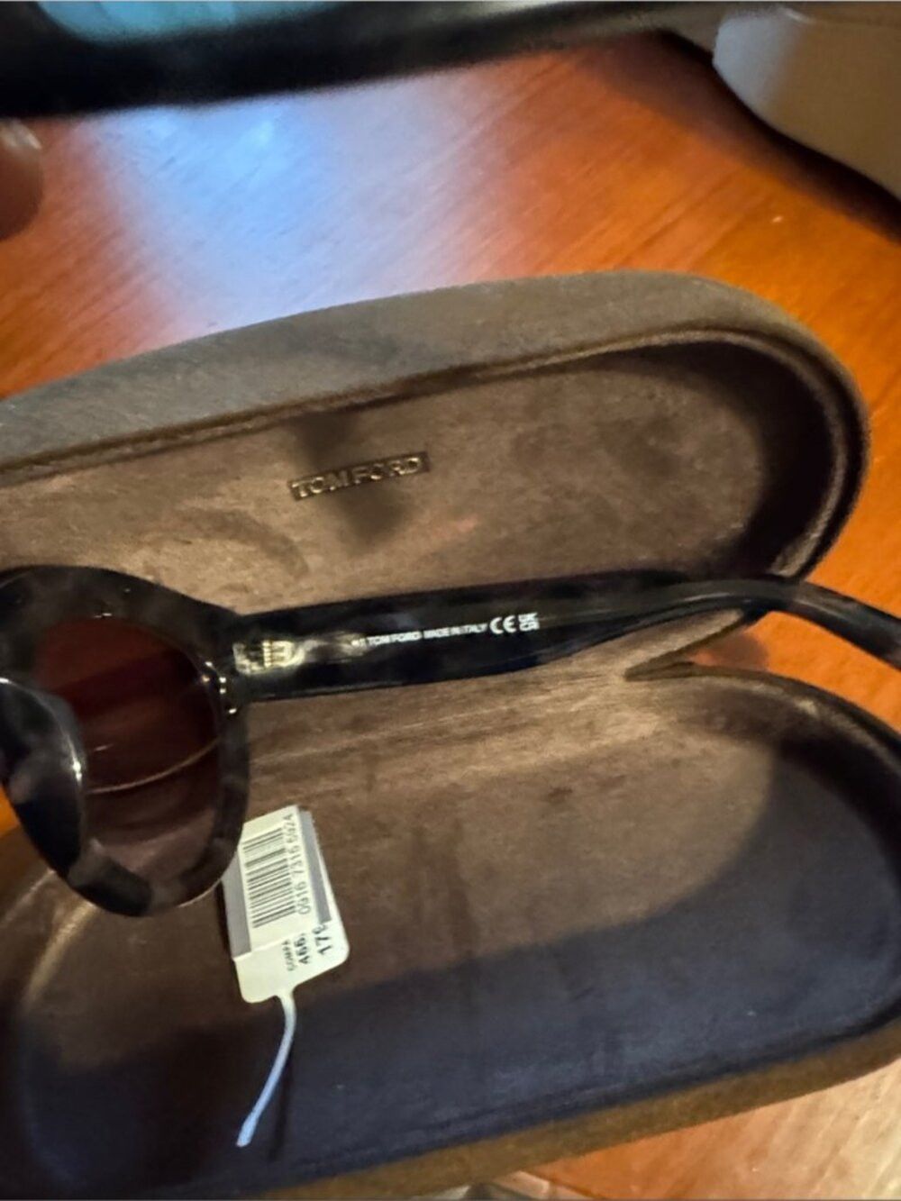 Tom Ford Marbled Gray Cat-Eye Sunglasses with Pink Gradient Lenses Size ONE SIZE - 11 Thumbnail