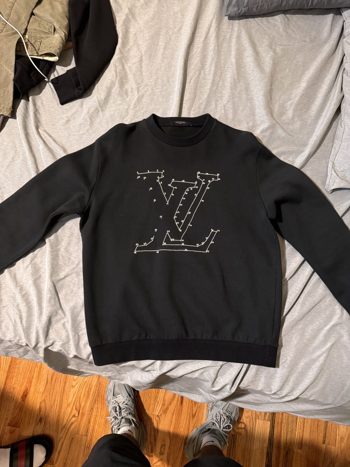 Louis Vuitton Louis Vuitton connect the dot sweatshirt Grailed