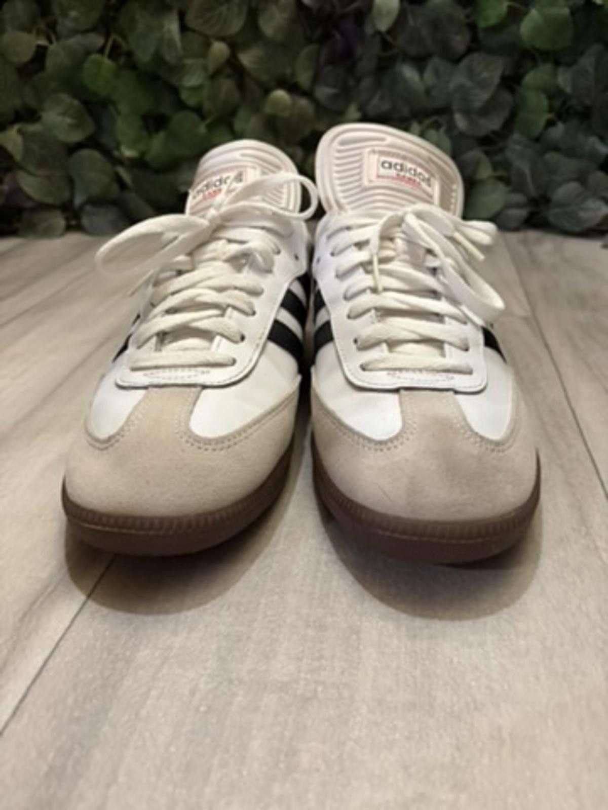 Adidas Adidas Classic Sambas in White EUC Size US 10 / EU 43 - 2 Thumbnail
