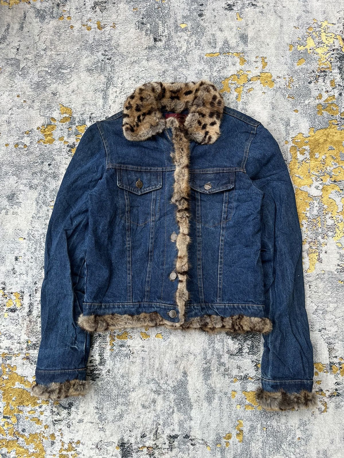 Le Grande Bleu (L.G.B.) CRAZY FAUX FUR COLLAR DENIM JACKET VINTAGE Y2K JAPAN STYLE Size US M / EU 48-50 / 2 - 6 Thumbnail