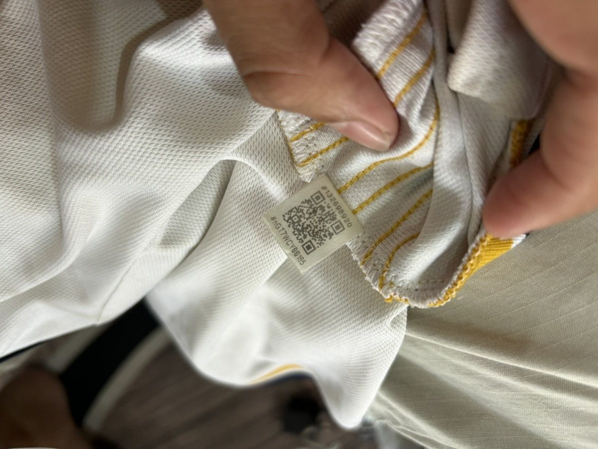 Other Jersey Real Madrid Vini Jr Size US XL / EU 56 / 4 - 10 Thumbnail