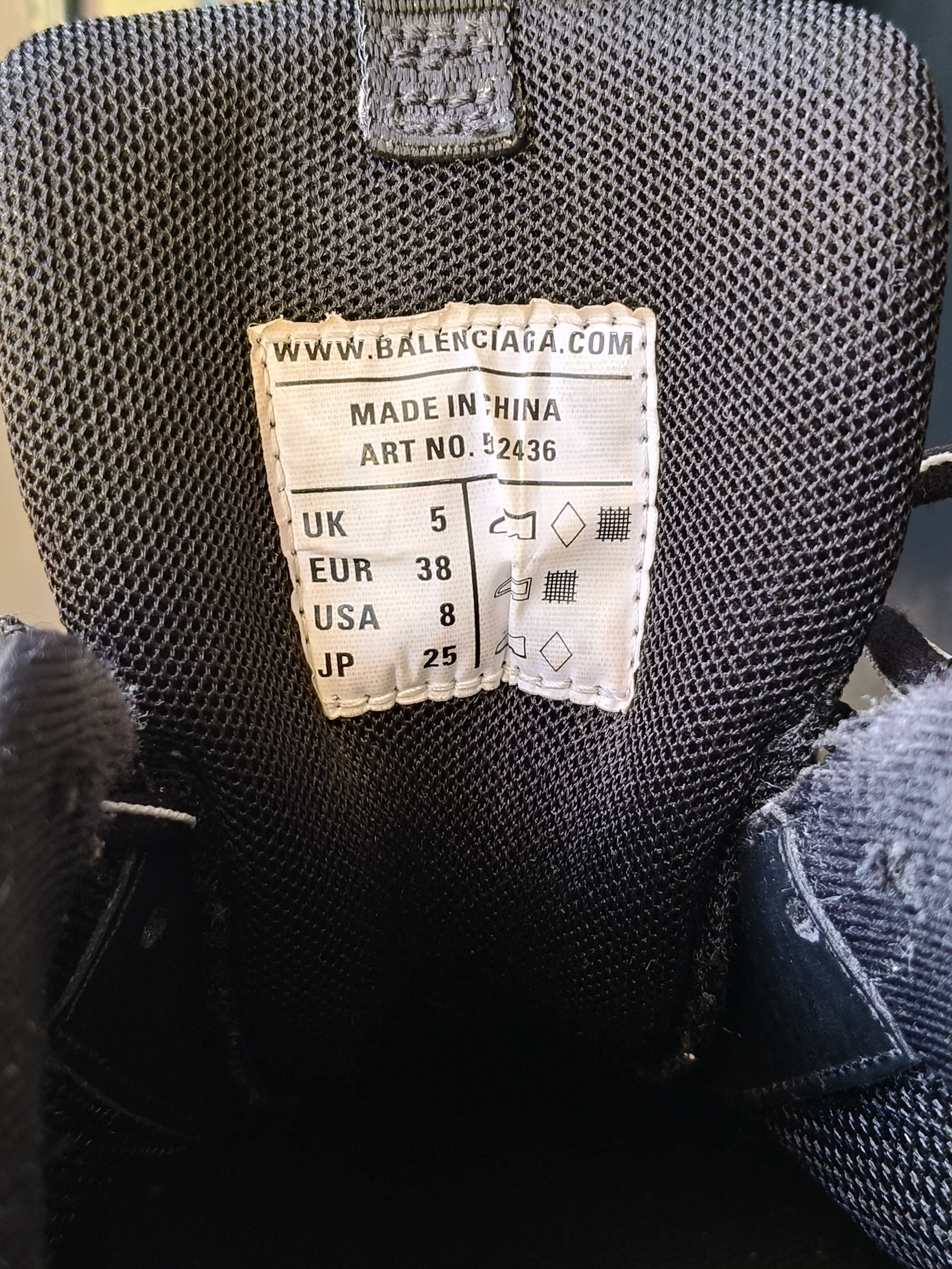 Balenciaga Balenciaga all black track sneakers Size US 6 / EU 39 - 16 Thumbnail