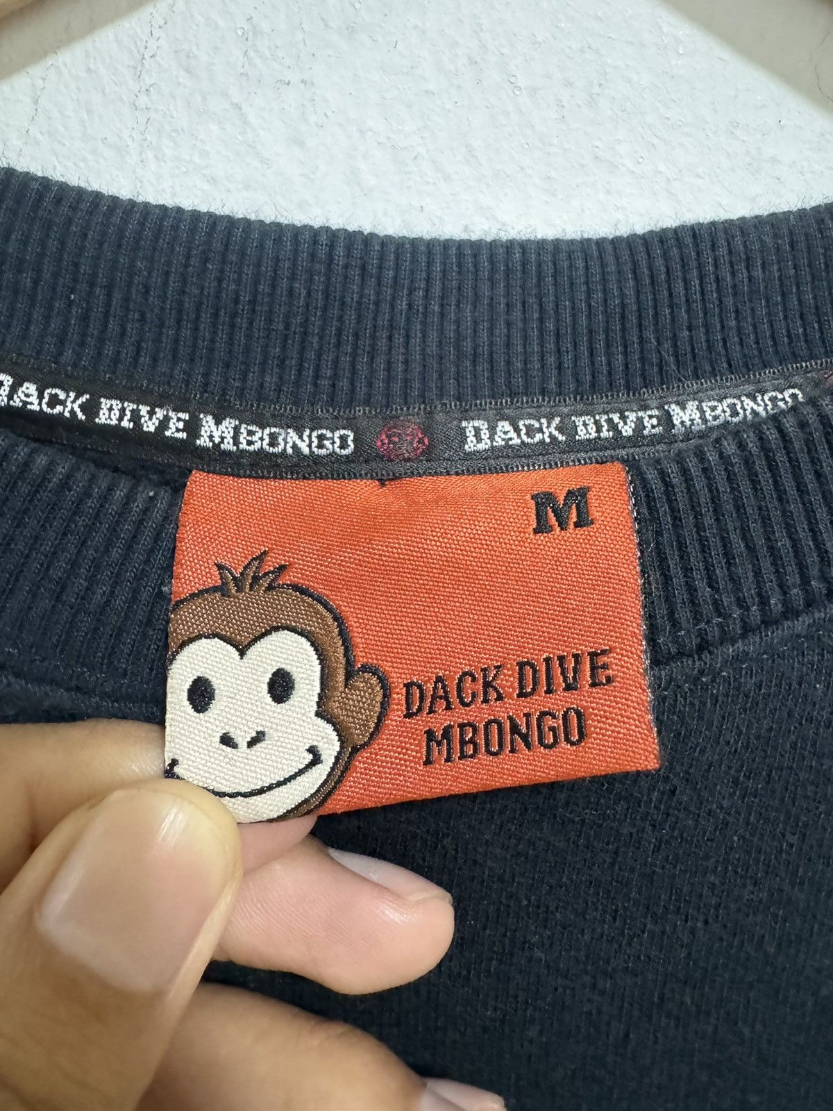 Vintage Vintage Y2K Dack Dive Mbongo Sweatshirt Size US M / EU 48-50 / 2 - 8 Thumbnail