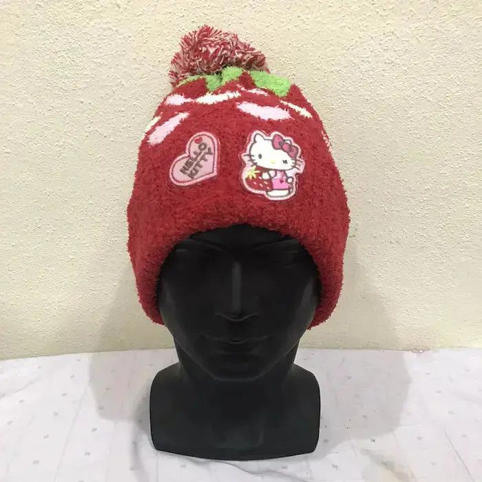 Cartoon Network × Vintage Hello Kitty Fleece Bobble Beanie Hat Size ONE SIZE - 2 Thumbnail