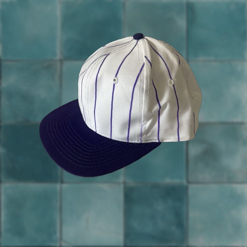 Vintage VINTAGE Headmaster Snapback Hat Mens OSFA White Pinstripe 90s Deadstock NWOT Size ONE SIZE - 1 Thumbnail