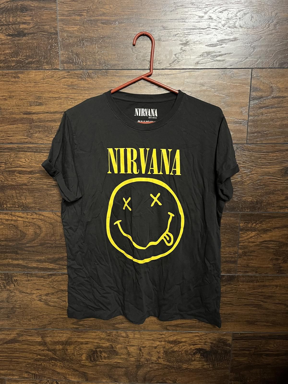 Pull & Bear Pull&Bear x Nirvana Smiley Rolled Sleeves Junior Tee - M Size M / US 6-8 / IT 42-44 - 1 Thumbnail