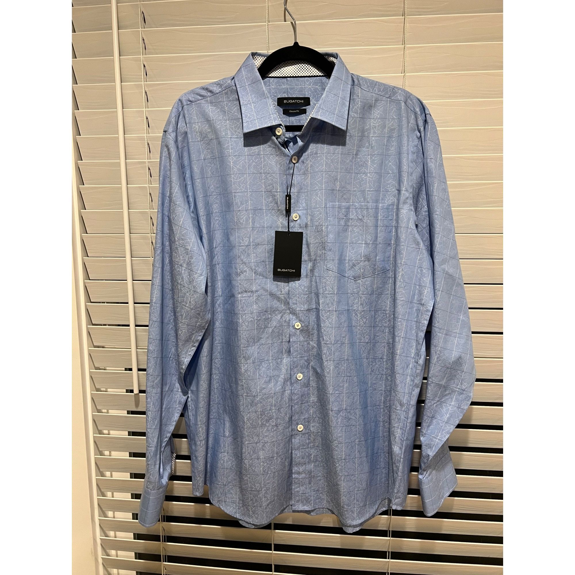Bugatchi Button Up Dress Shirt Size L NWT