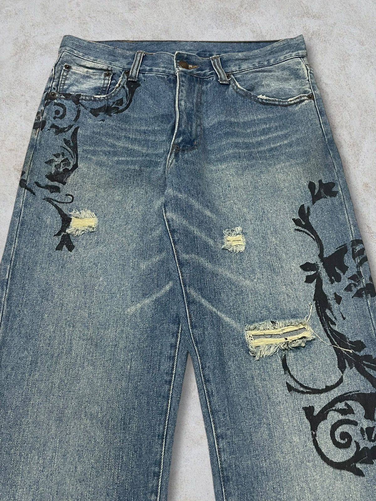 Japanese Brand Vintage Japanese Traditional Tattoo Art BlueWash Loose Jeans Size US 30 / EU 46 - 2 Thumbnail