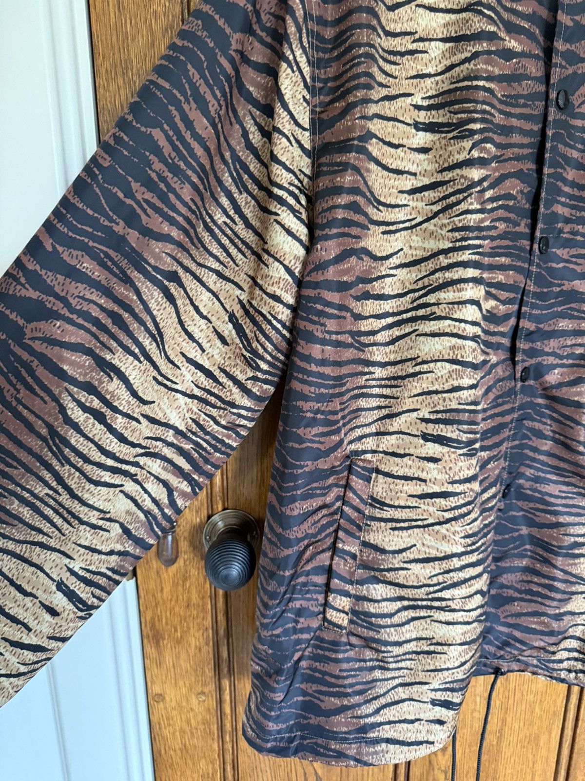 Celine $1.9k Celine tiger animal logo print coach jacket S M L Hedi Size US M / EU 48-50 / 2 - 14 Thumbnail