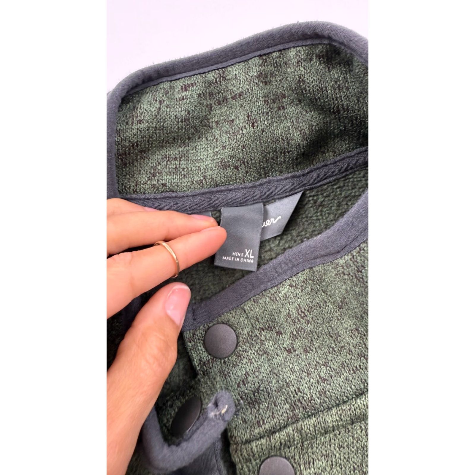 Eddie Bauer Eddie Bauer Sweatshirt Mens XL Green Radiator Fleece 1/4 Snap Pullover Sweater Size US XL / EU 56 / 4 - 4 Thumbnail