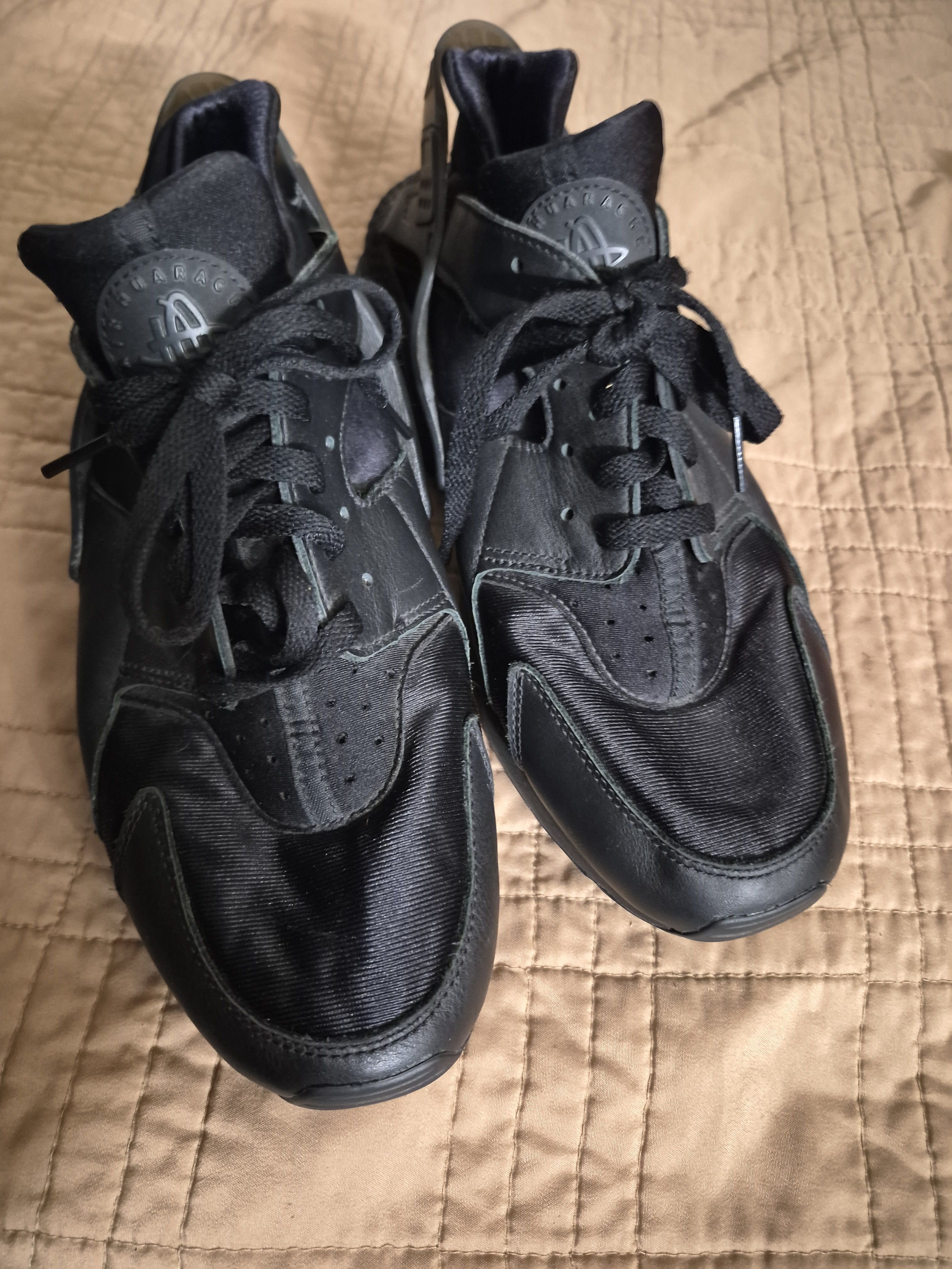 Nike NIKE AIR HUARACHE TRIPLE BLACK SIZE 12 Size US 12 / EU 45 - 3 Thumbnail