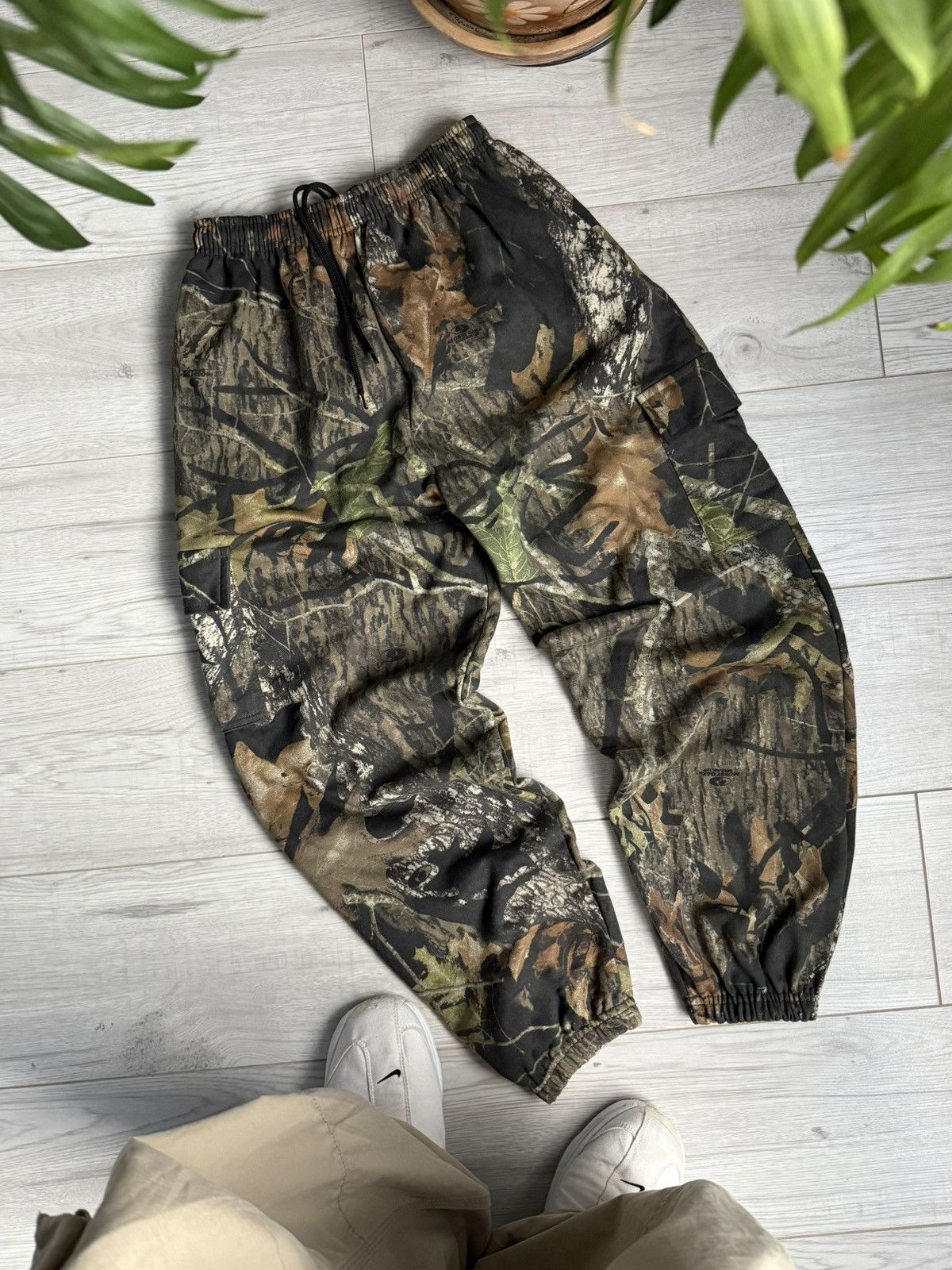 Designer × Realtree Vintage Realtree track Pants Size US 31 - 1 Thumbnail