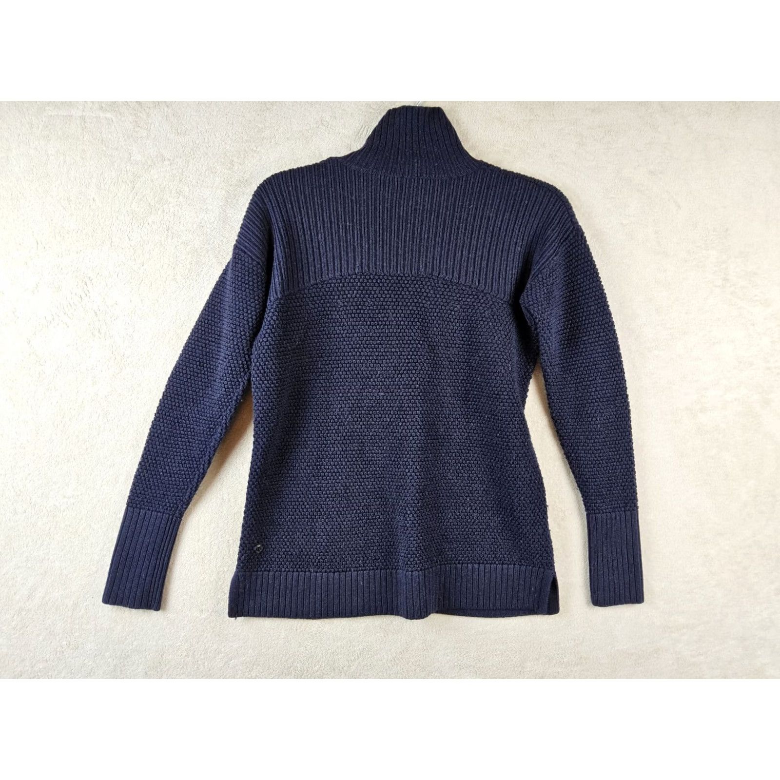 Lululemon Lululemon Sweater Women 100% Merino Wool Navy Size 6 Pullover Blue 100% Merino Wool Womens Pullover Sweater Size M / US 6-8 / IT 42-44 - 3 Thumbnail