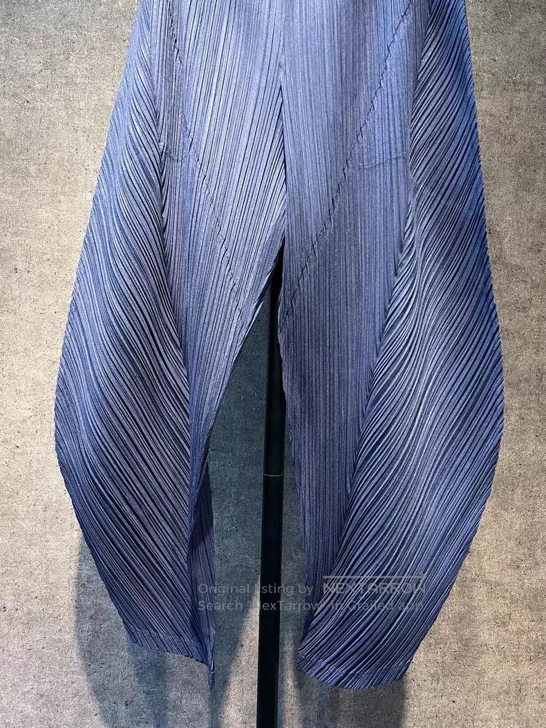 Issey Miyake Issey Miyake Pleated Asymmetric Pants Size 26" / US 2 / IT 38 - 3 Thumbnail
