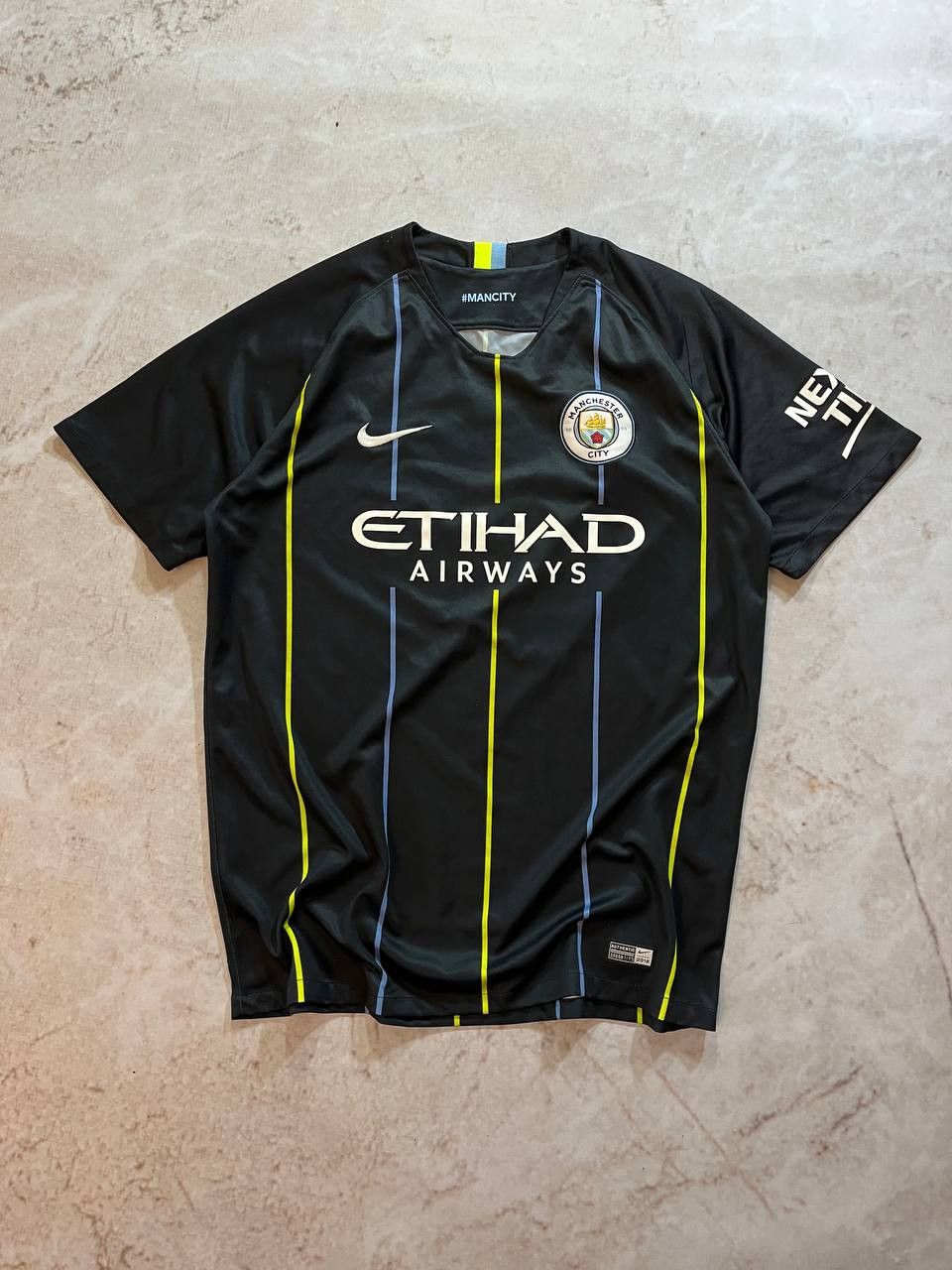 Nike Vintage Manchester City Soccer Jersey Football Size US XL / EU 56 / 4 - 1 Thumbnail