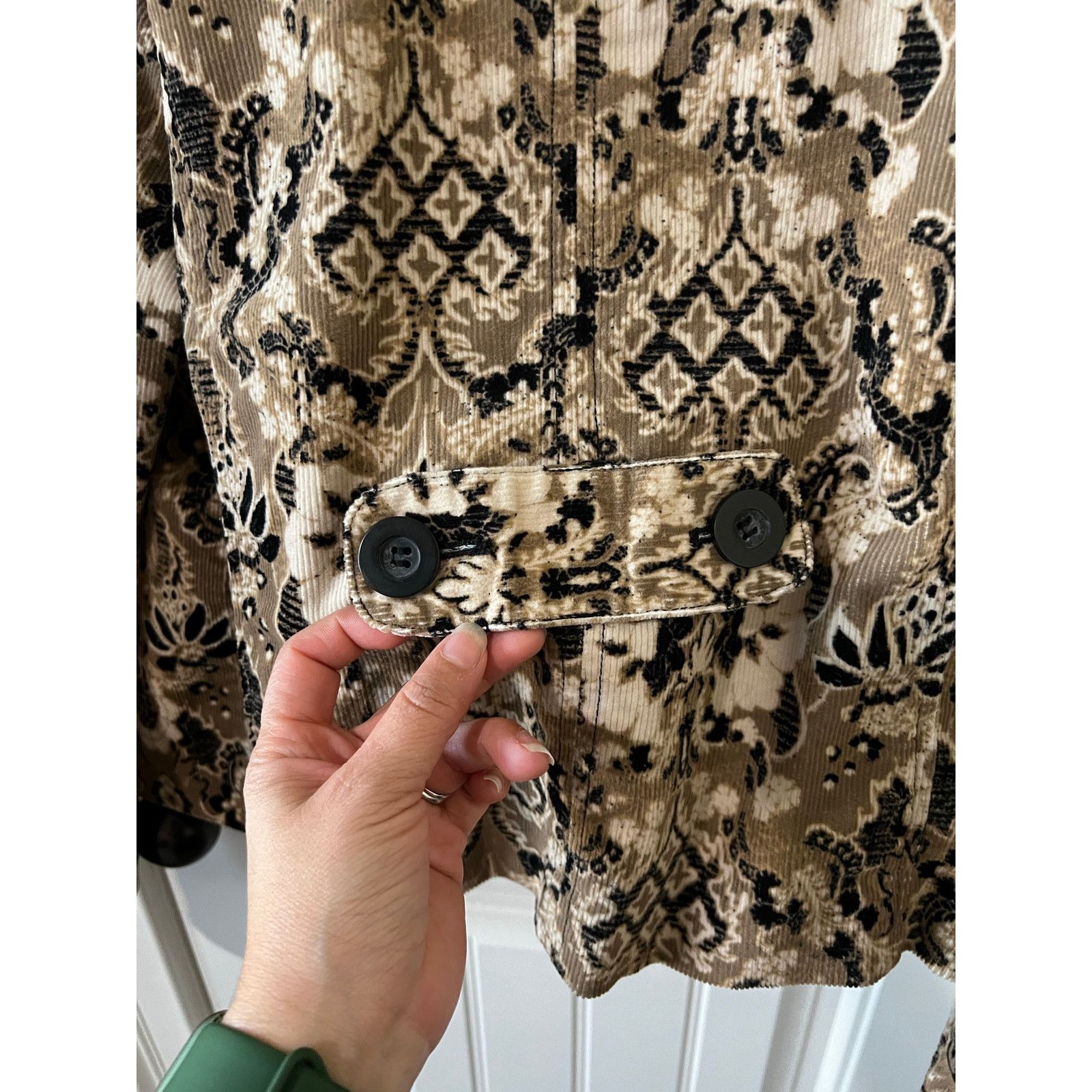 Charter Club Women’s Corduroy Blazer Jacket Beige Taupe Floral Button Up Size XL / US 12-14 / IT 48-50 - 15 Thumbnail
