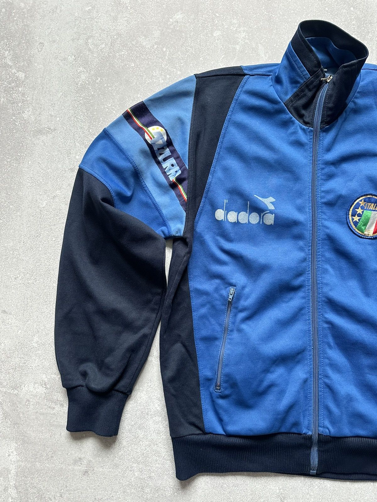 Diadora × Vintage Vintage Italy soccer track jacket size 46 Azzurri Diadora Size US S / EU 44-46 / 1 - 3 Thumbnail