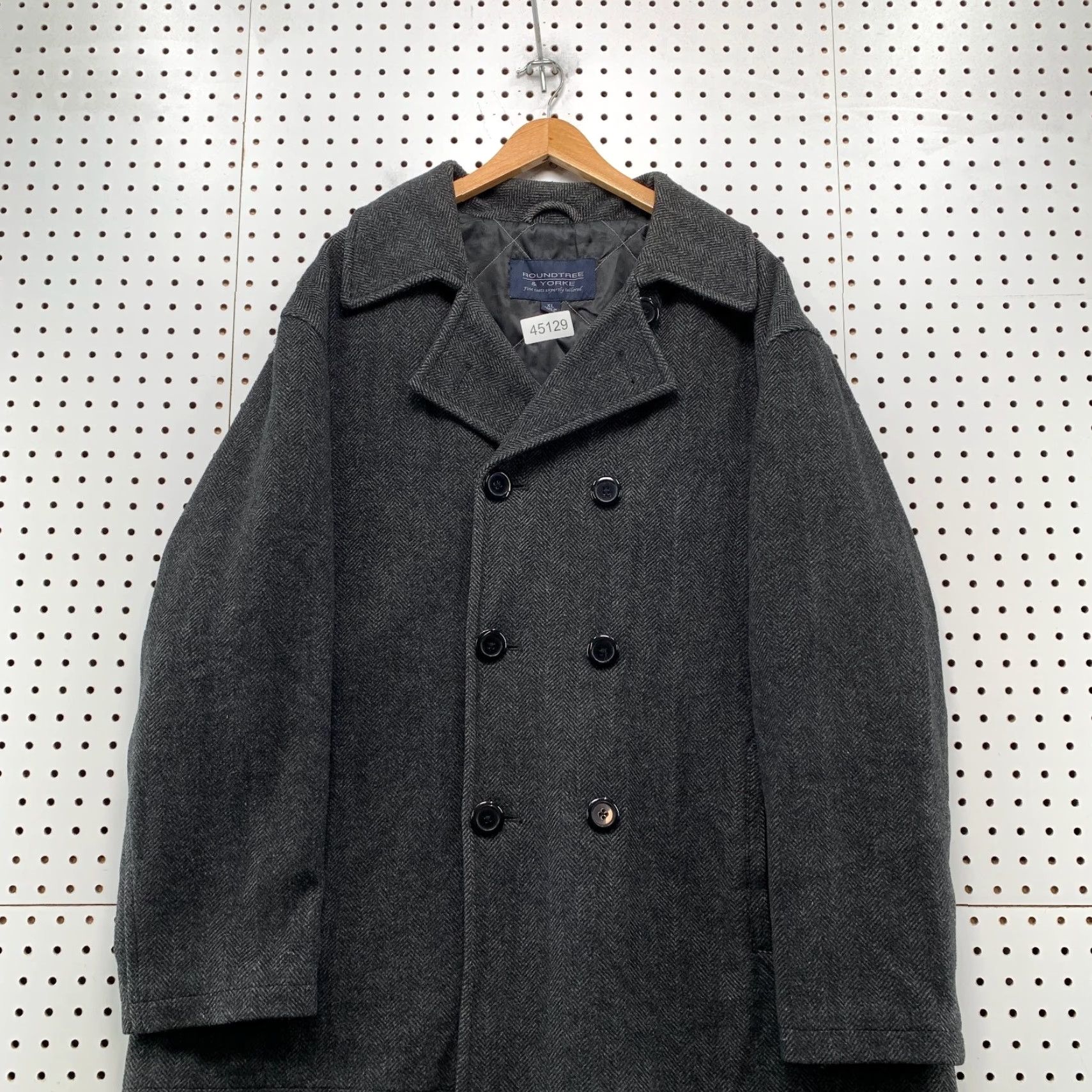 Roundtree & Yorke VINTAGE Roundtree Yorke Wool Tweed Coat Men XL Gray Double Breasted Herringbone Pea Coat Size US XL / EU 56 / 4 - 2 Thumbnail