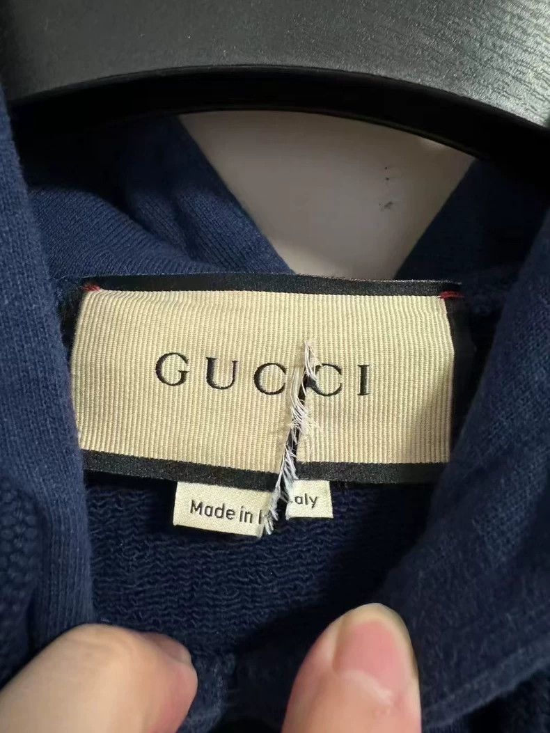 Gucci Gucci Cropped Hoodie with Heart Design-2506 Size M / US 6-8 / IT 42-44 - 3 Thumbnail