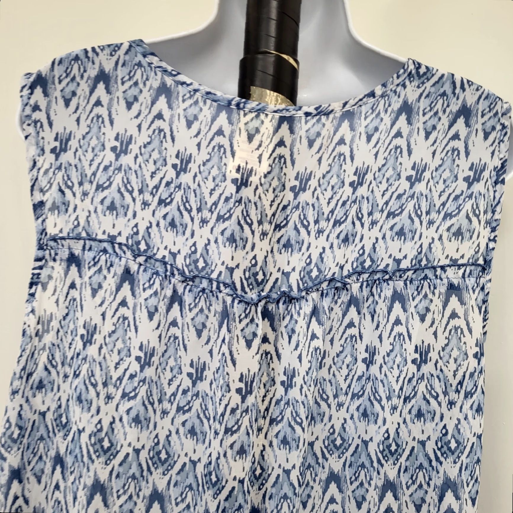 Faded Glory Faded Glory Blouse Tank Top Womens XL Blue Sleeveless Front Layer Ruffle Hem Geometric Casual Lightweight Polyester Chiffon All Seasons Remix Size XL / US 12-14 / IT 48-50 - 6 Thumbnail